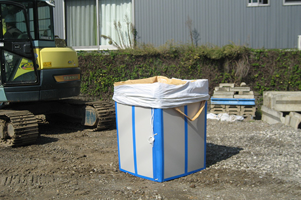 フレコンをセットする