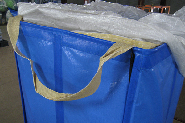 フレコンをセットする