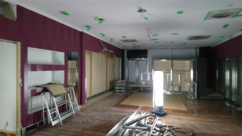 施工前商業施設