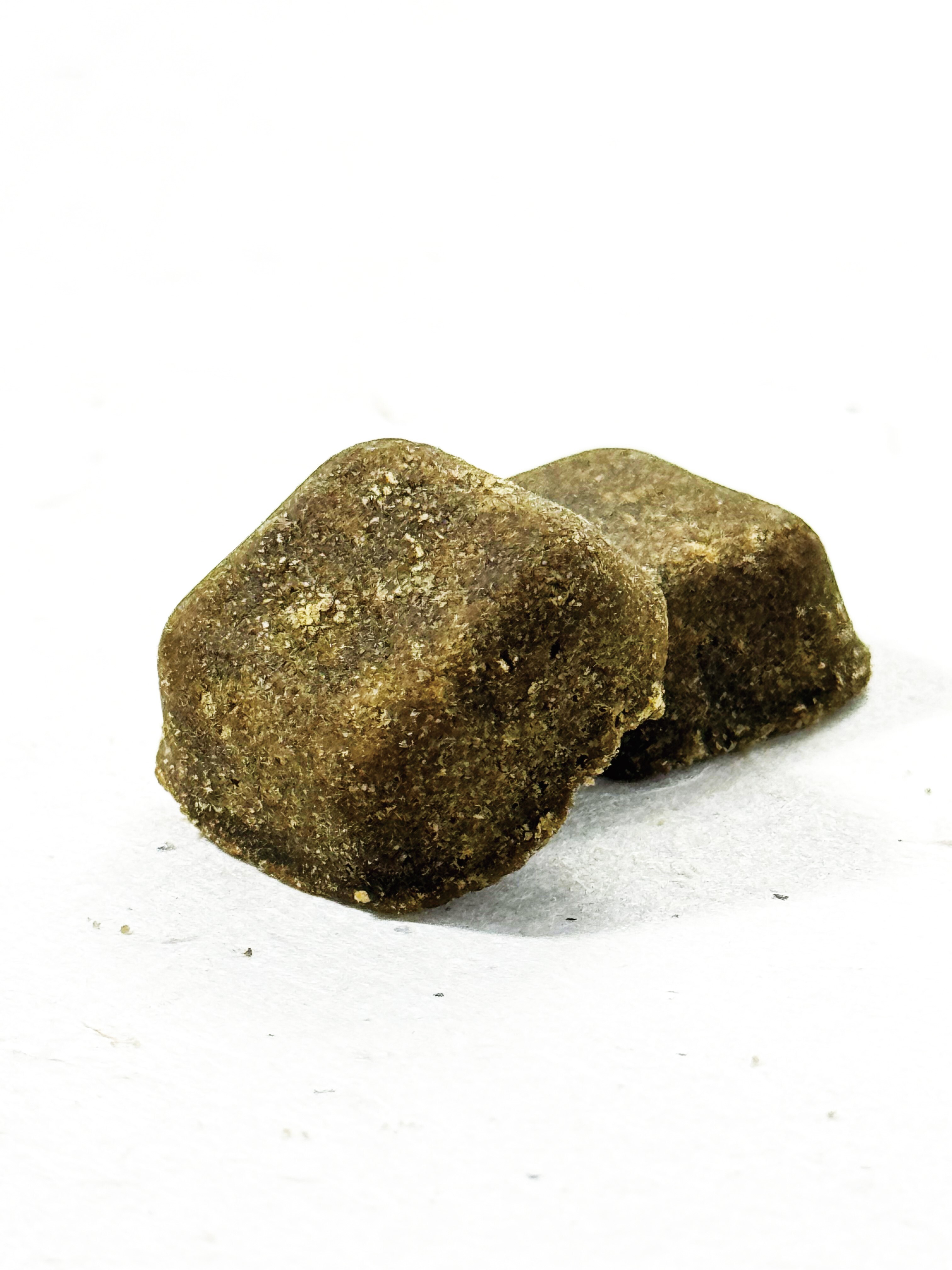 抹茶の黒糖スイーツ商品写真(包装なし)