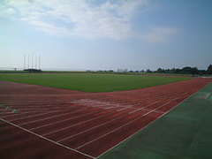 魚津桃山運動公園 陸上競技場