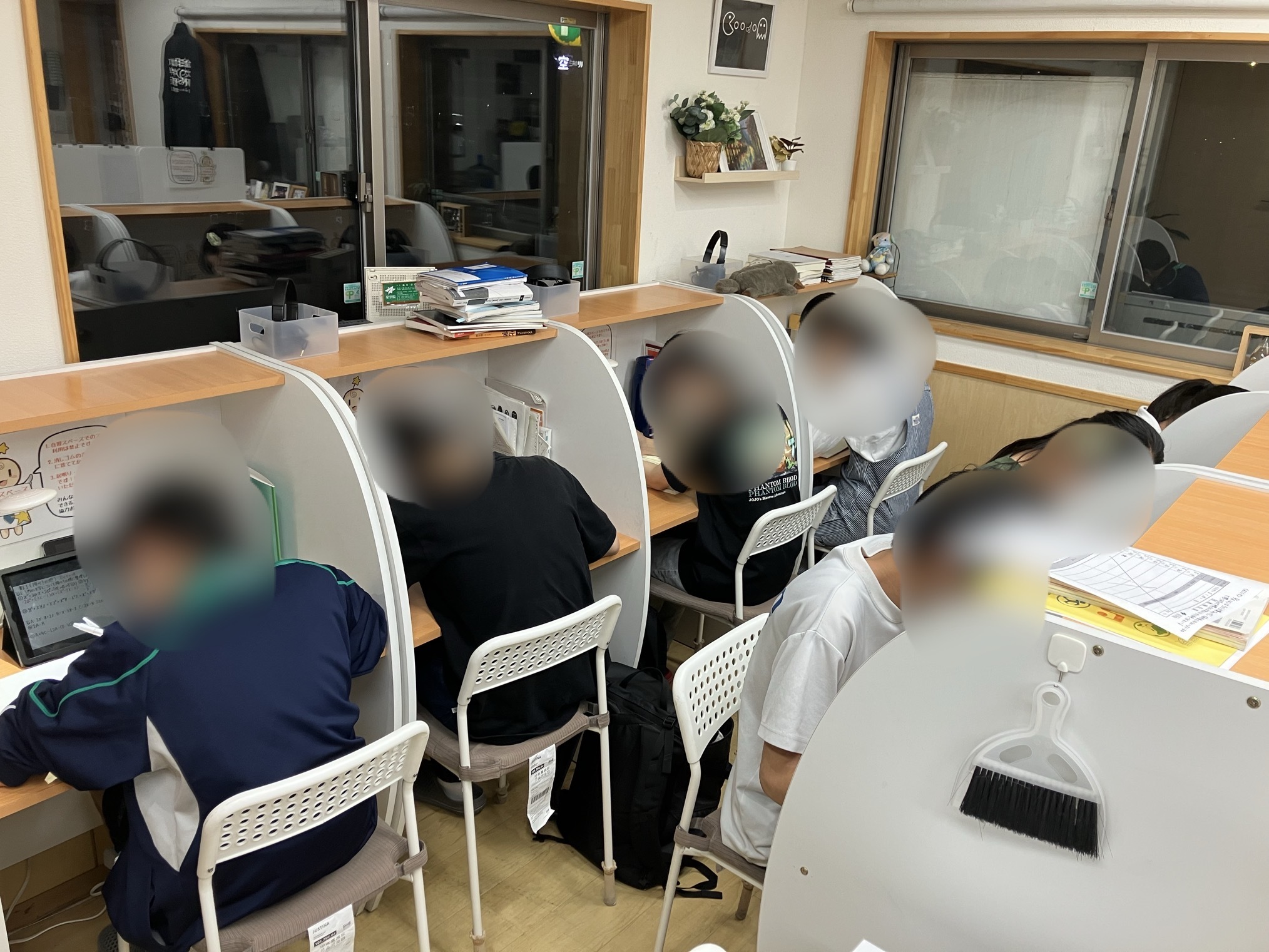 B816DD29-767B-4269-8BA8-DB6C10C26AE0