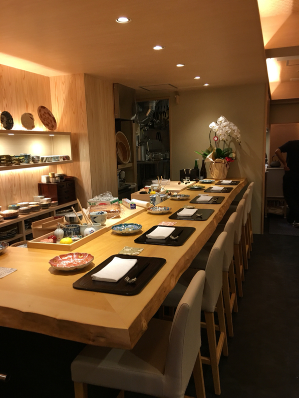 鮨よしの_店内01