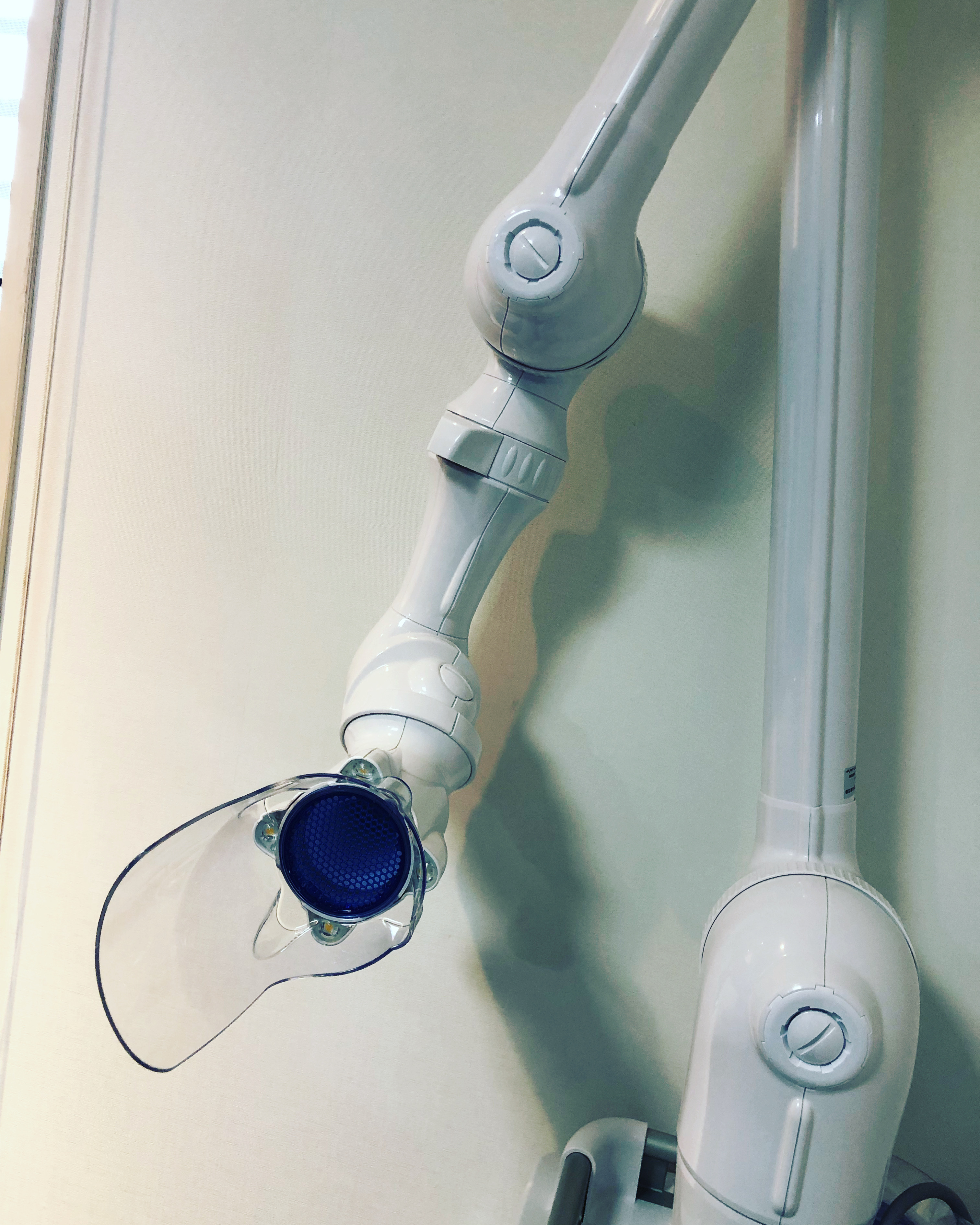 口腔外バキューム導入しました。感染予防対策です。