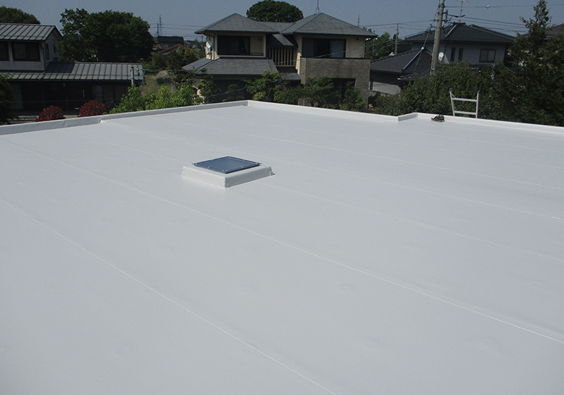 塩ビシート_断熱機械的固定工法施工後