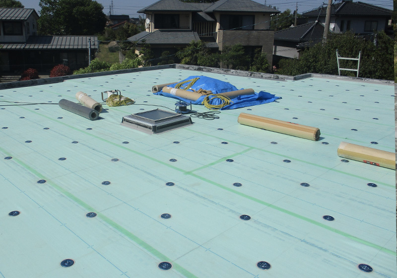 塩ビシート_断熱材敷込