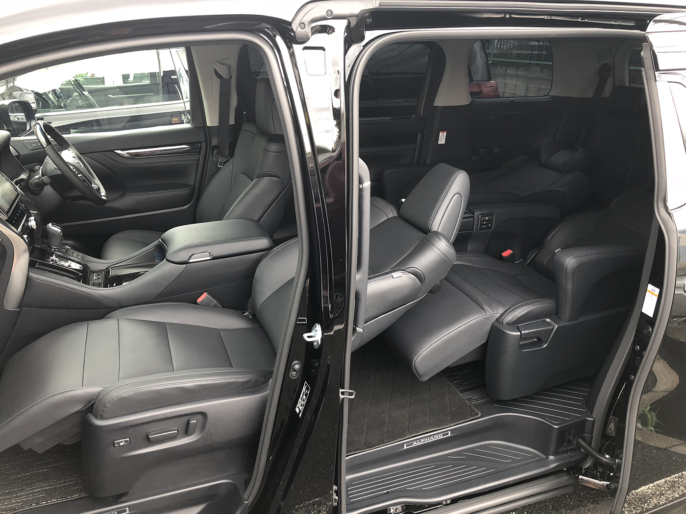 アルファード30系後期8