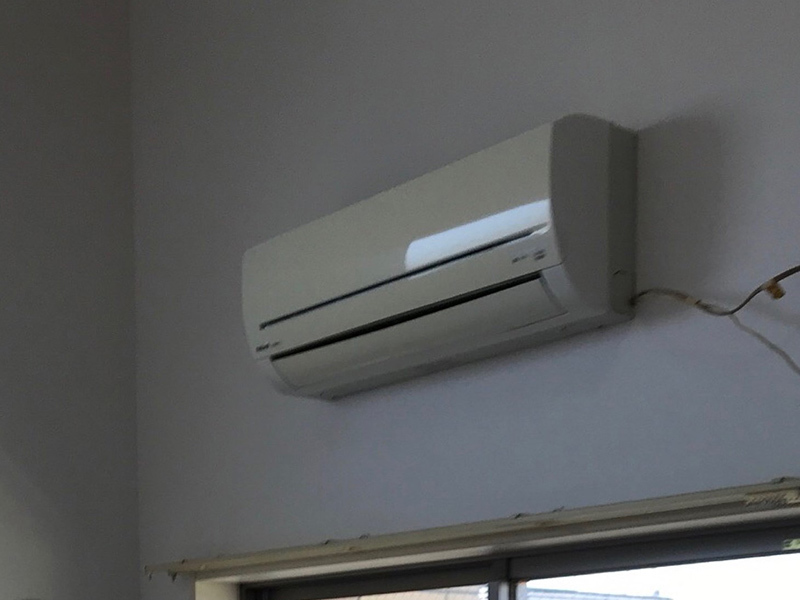 クロス張替え(エアコン)After