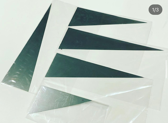 △形状の特殊シム