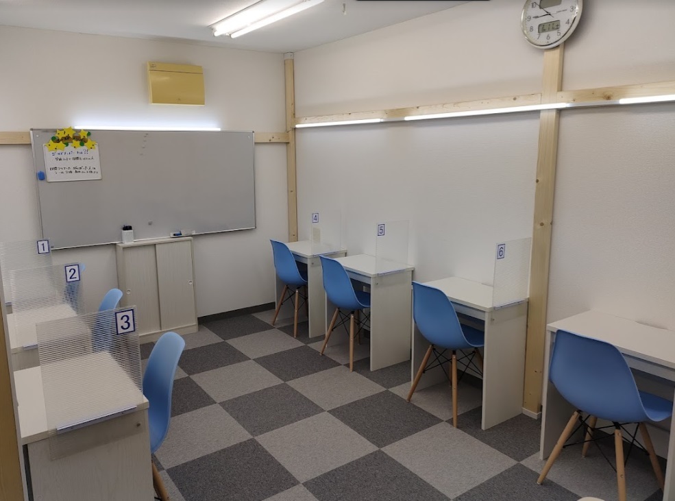 教室内観2022_0611