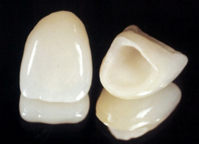 ジルコミアクラウン