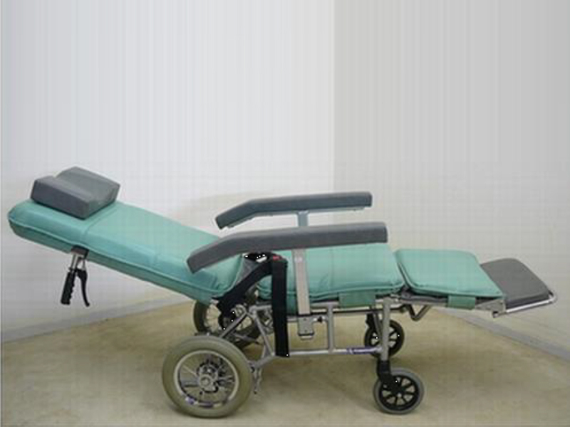 リクライニング車椅子(ストレッチャー兼用)