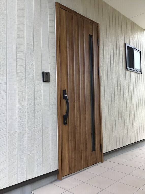 細風窓付きドア_コピー_コピー