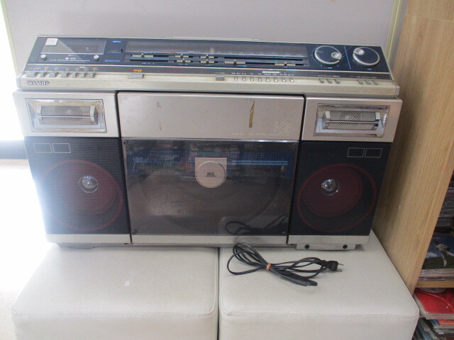 レトロ家電 シャープ 両面演奏 ポータブルステレオ VZ-V2