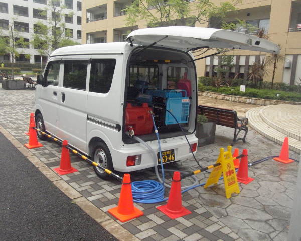 軽車両への高圧洗浄機搭載タイプ