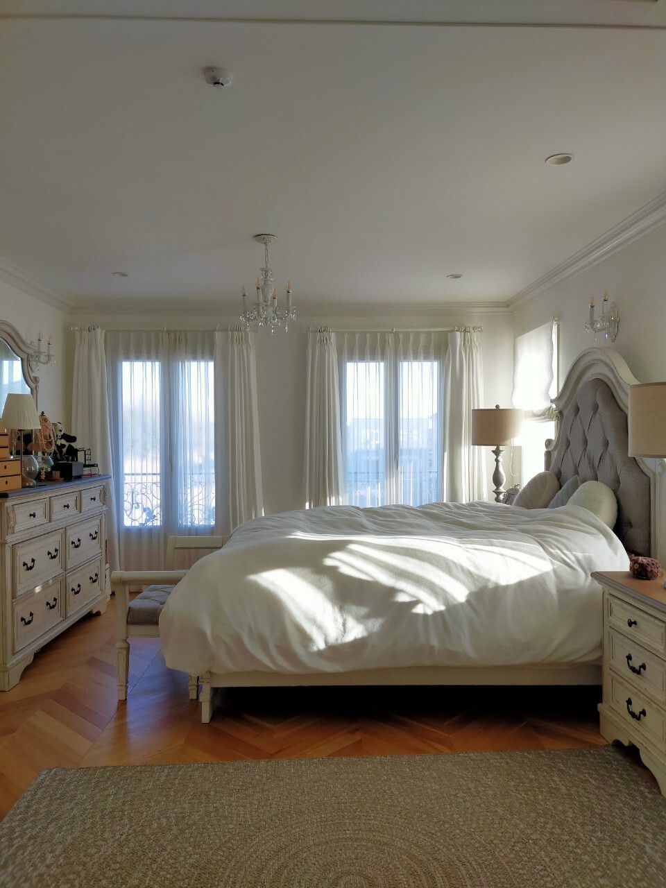 LINE_ALBUM_2022113_220118_3