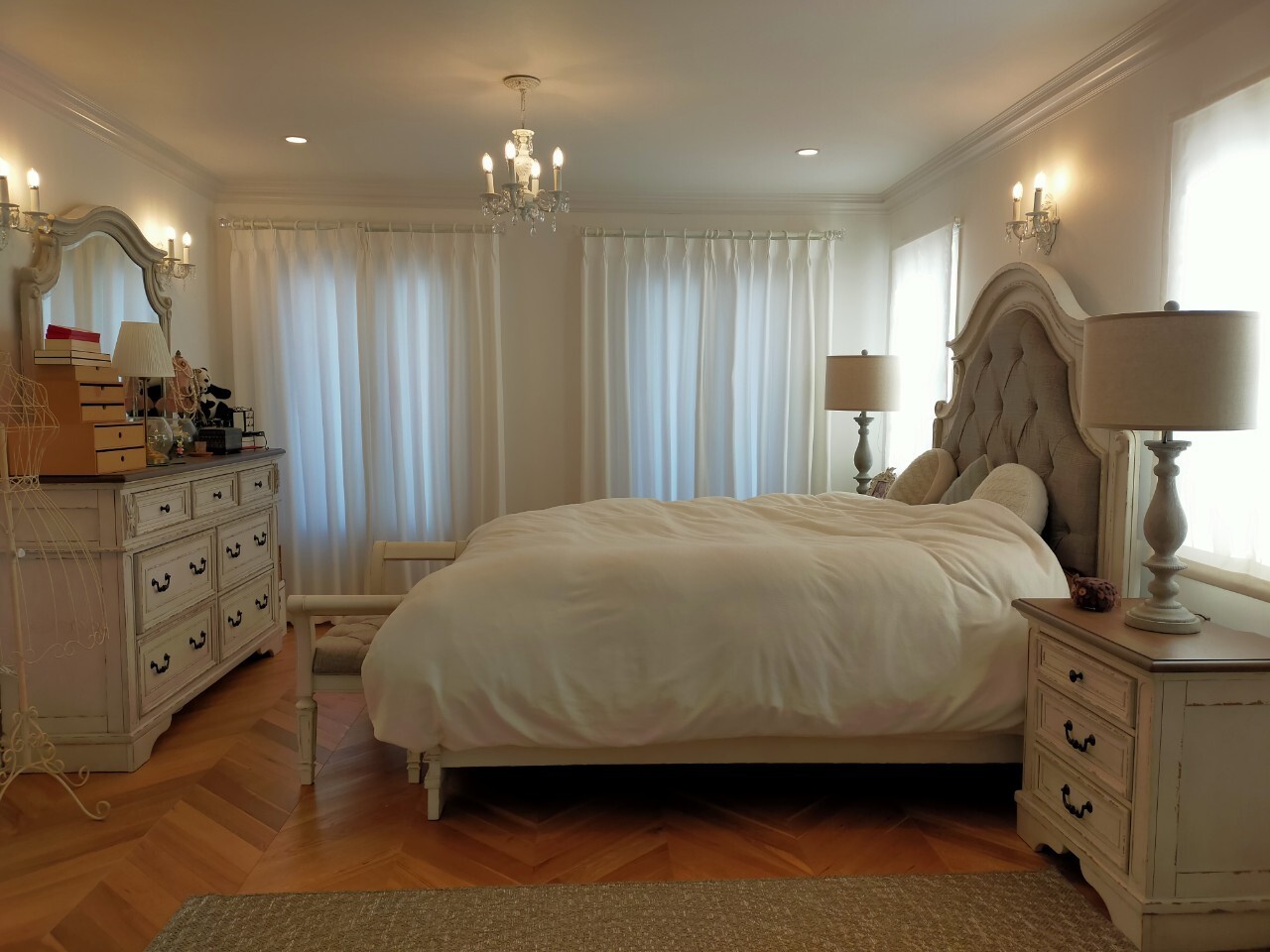 LINE_ALBUM_2022113_220118_0