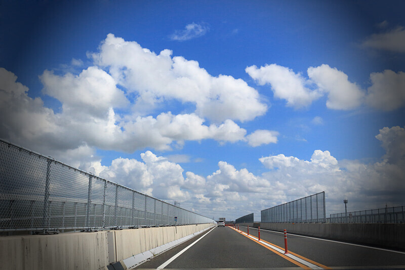 視野が狭い・暗い(緑内障)