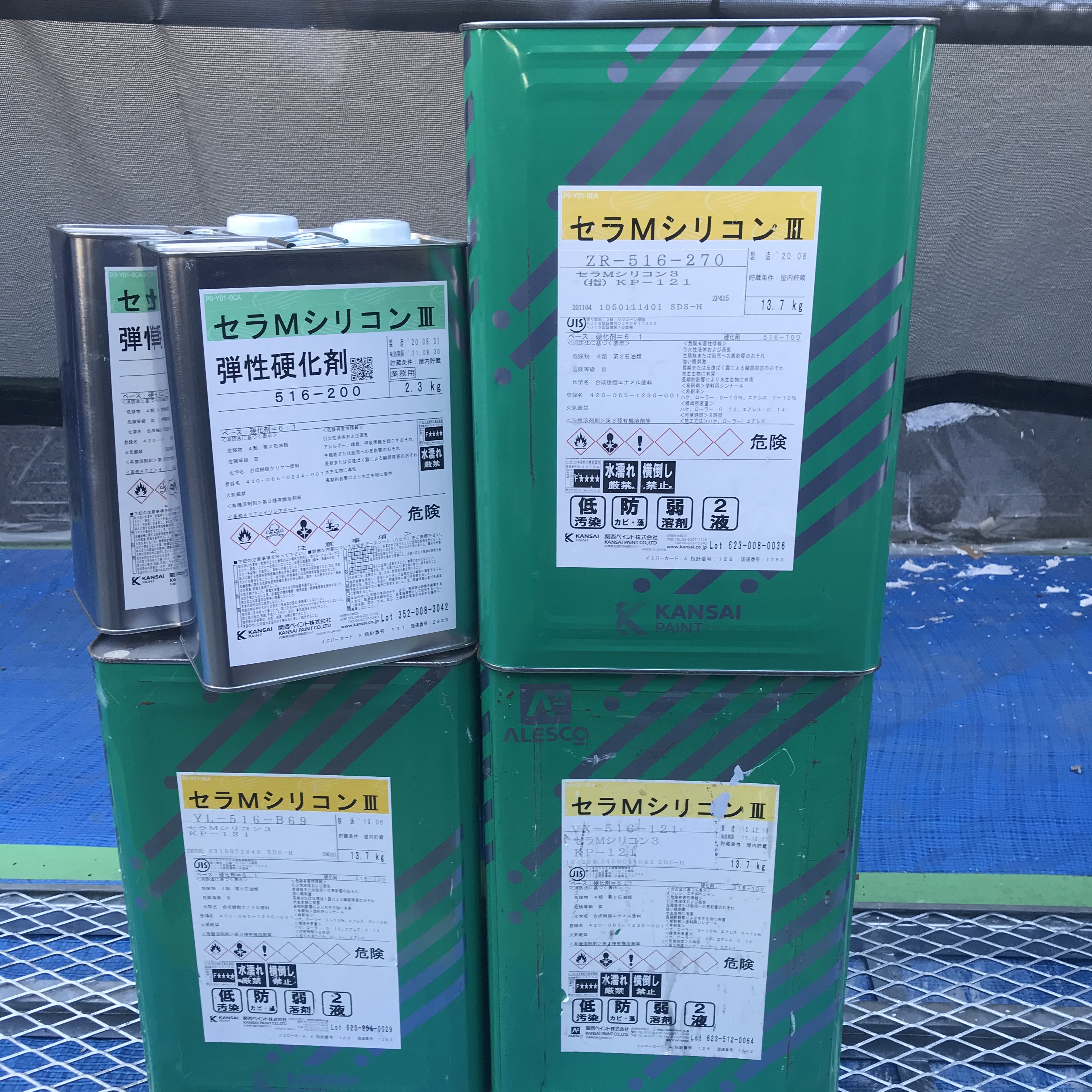 外壁 セラMシリコンⅢ KP121中塗り (7)