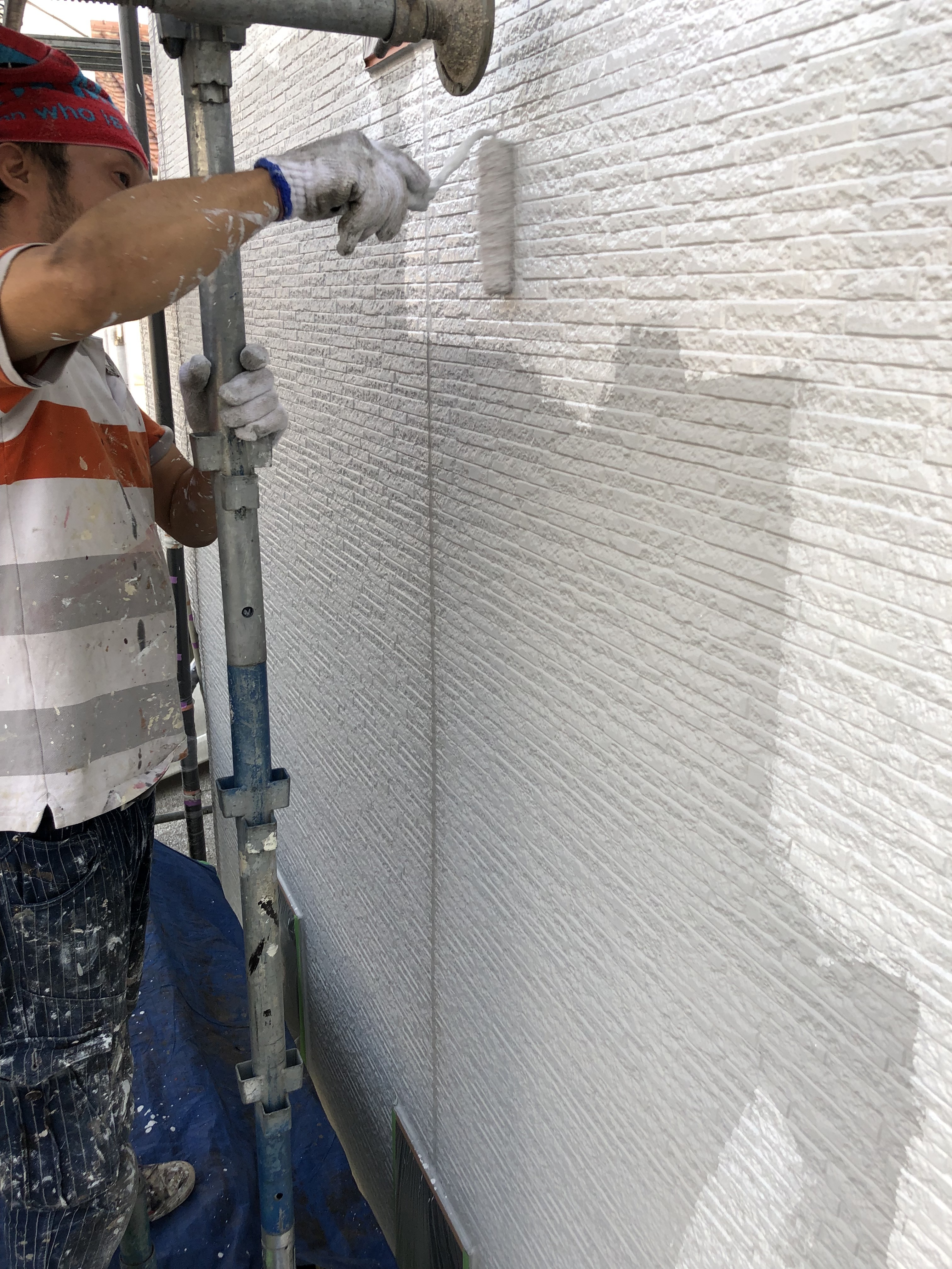 外壁マルチタイルコンクリートプライマー下塗り (10)