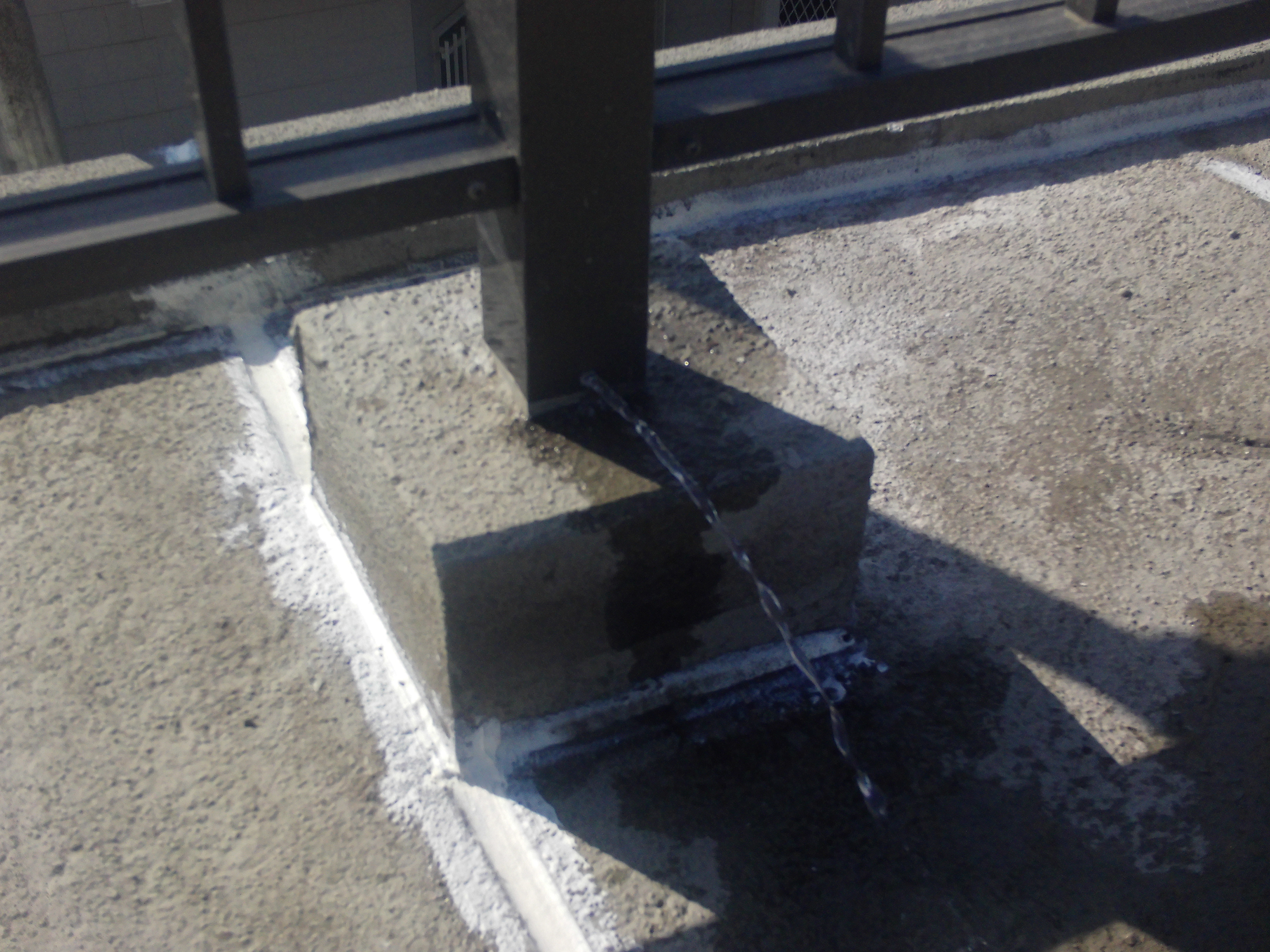 アルミ水抜き (2)