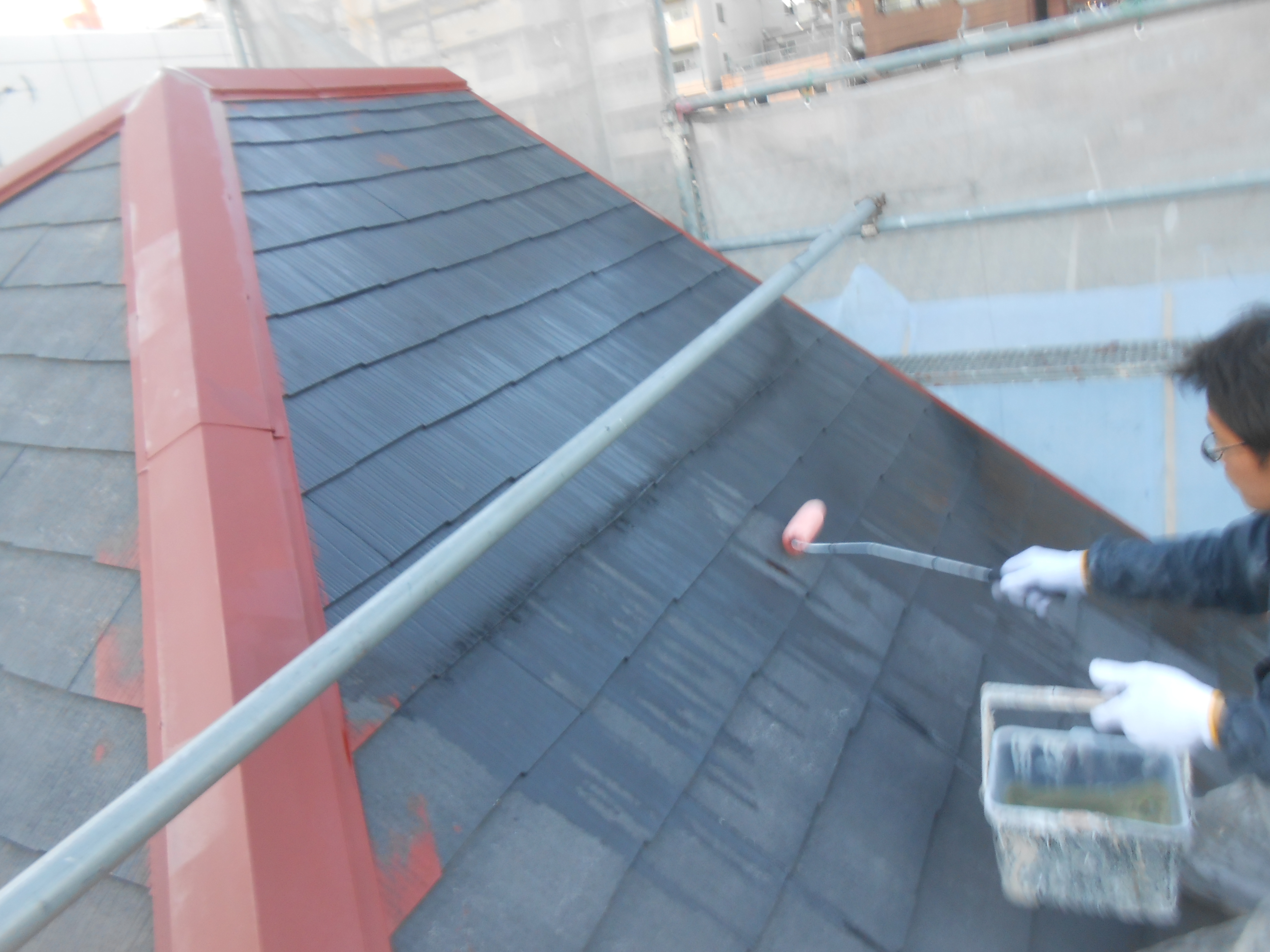 屋根強化プライマーEPO下塗り (1)