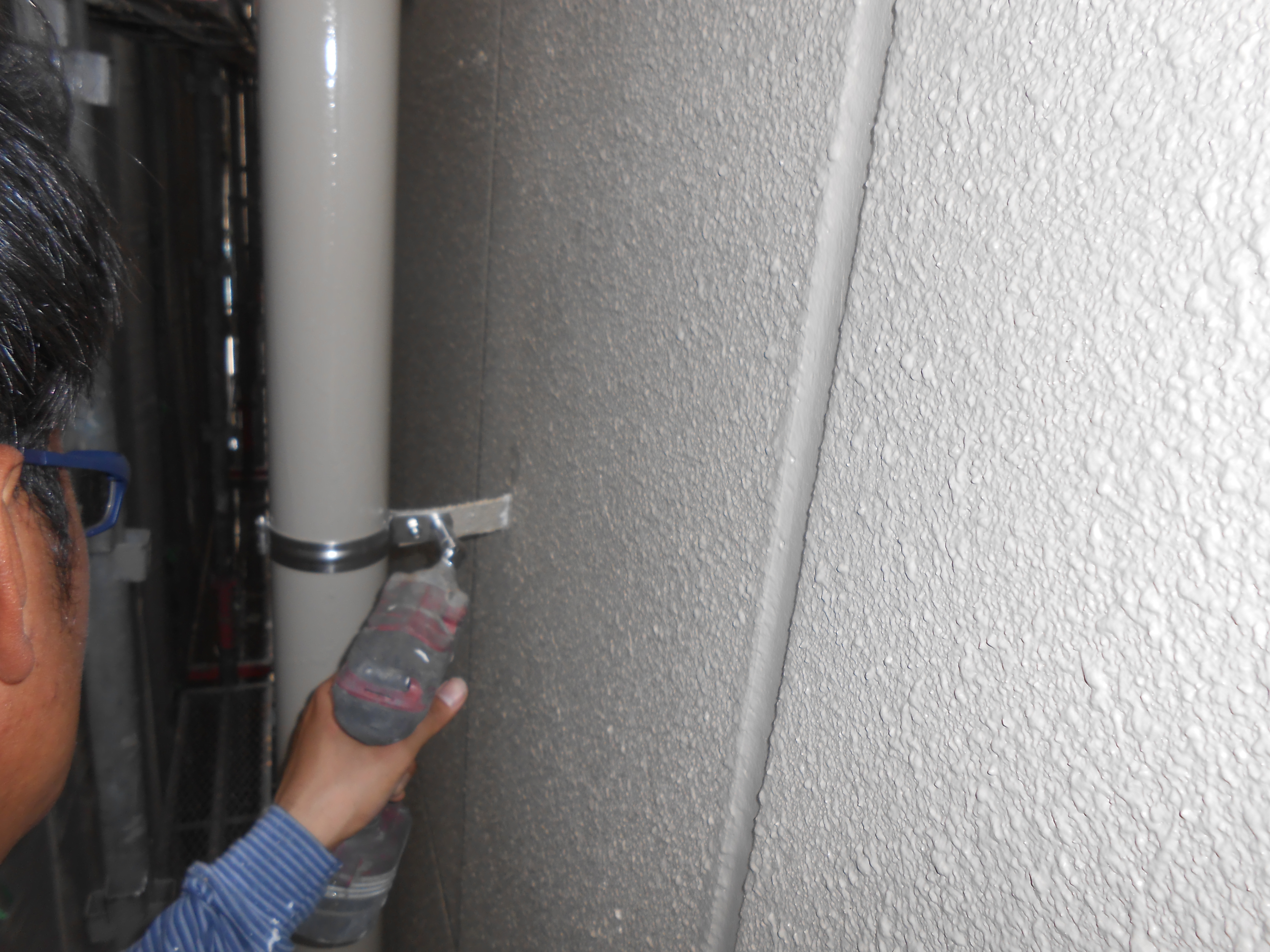 配管バンド新規取付 (1)