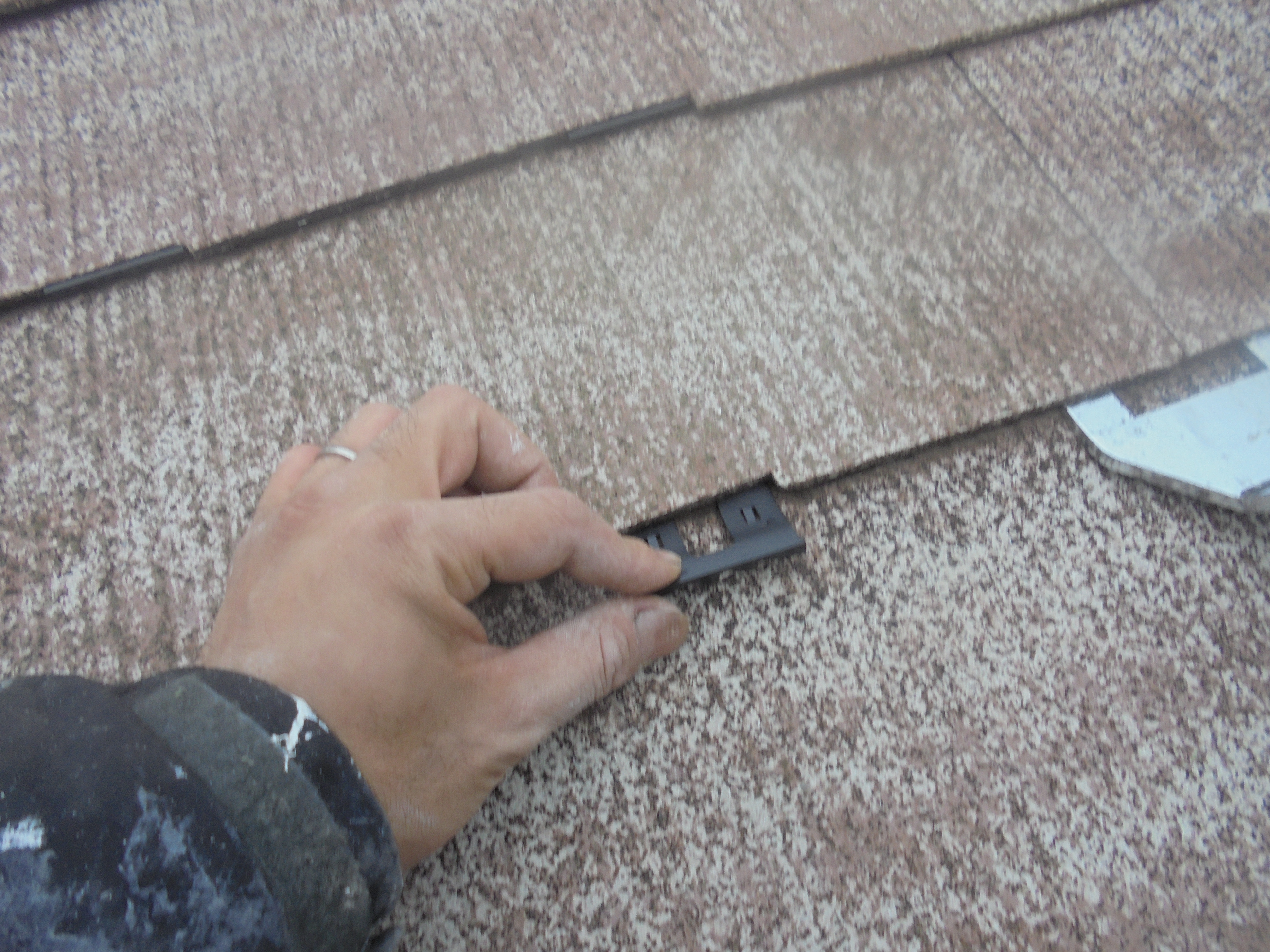 屋根タスペーサー挿入 (2)