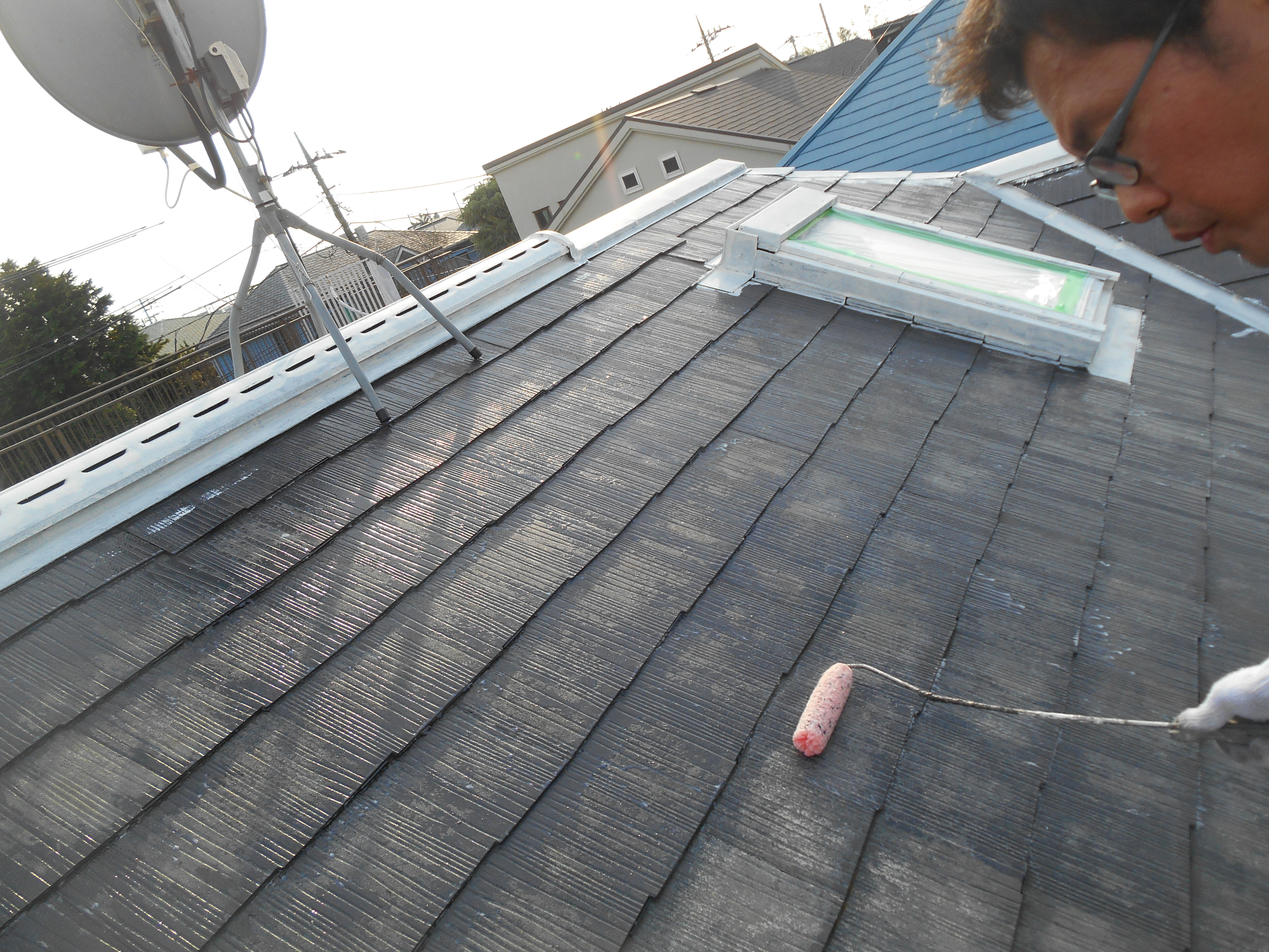 屋根下塗り (4)