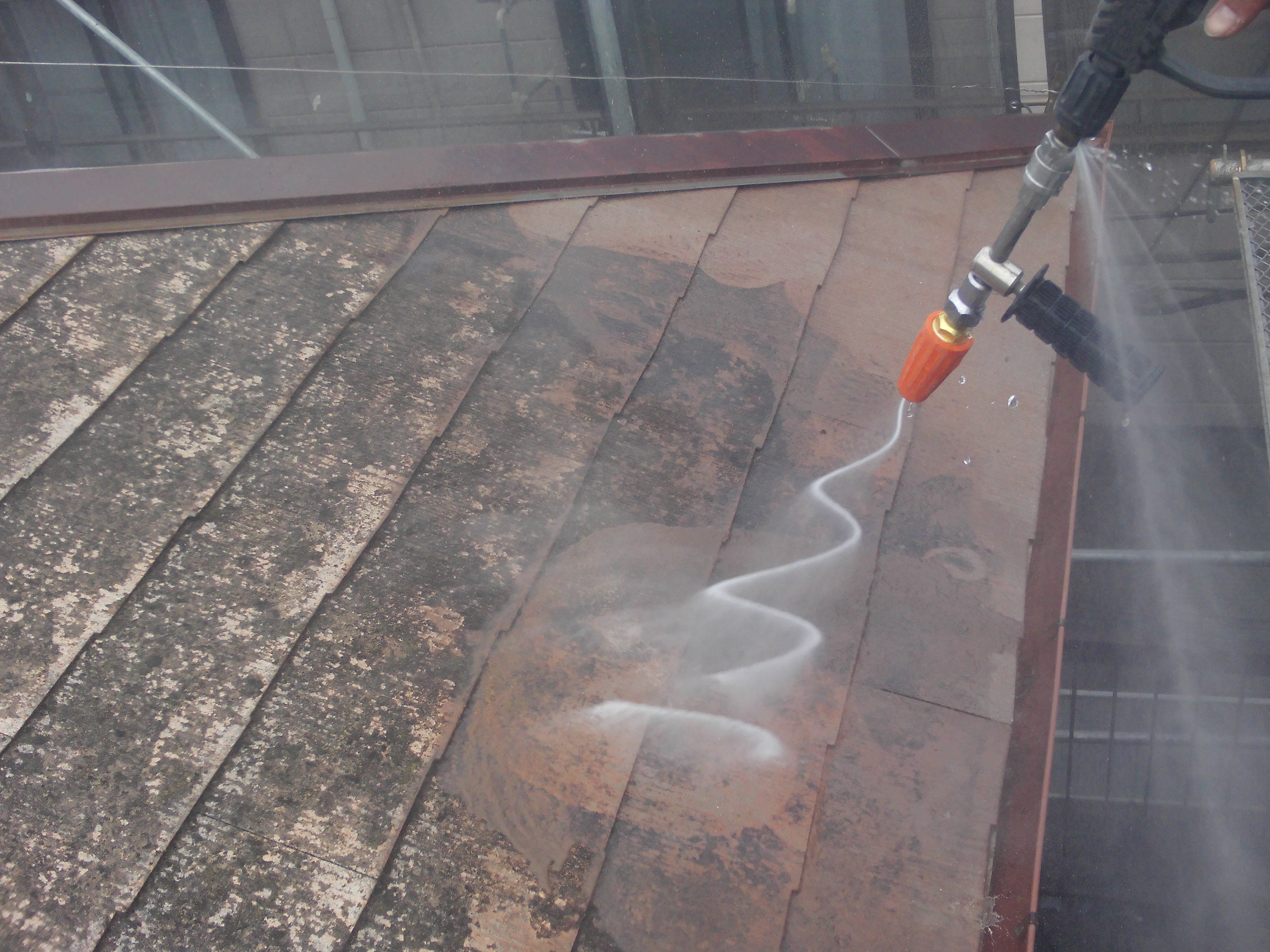 外壁・屋根高圧洗浄 (3)