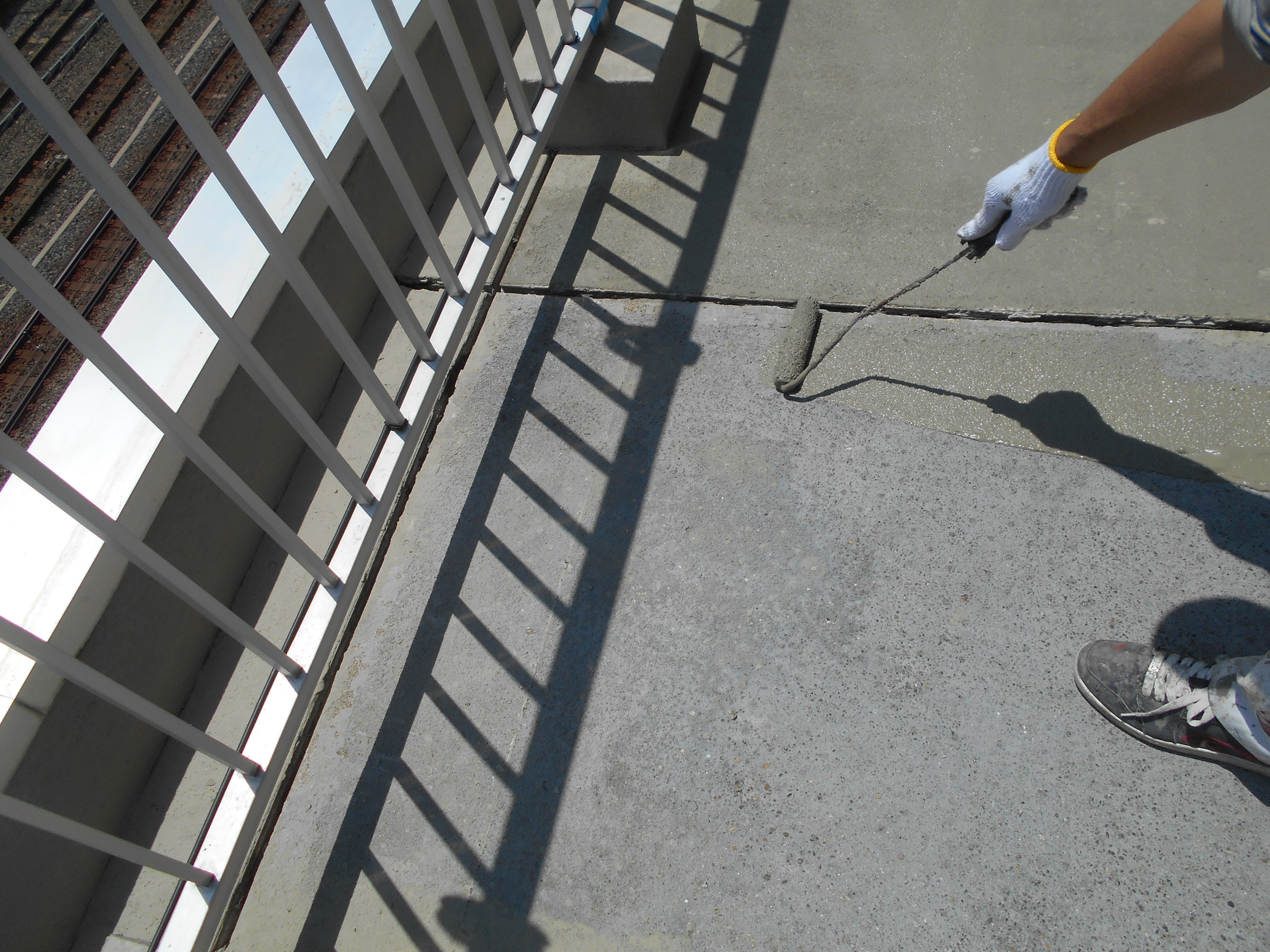 樹脂モルタルにて下地調整 (2)