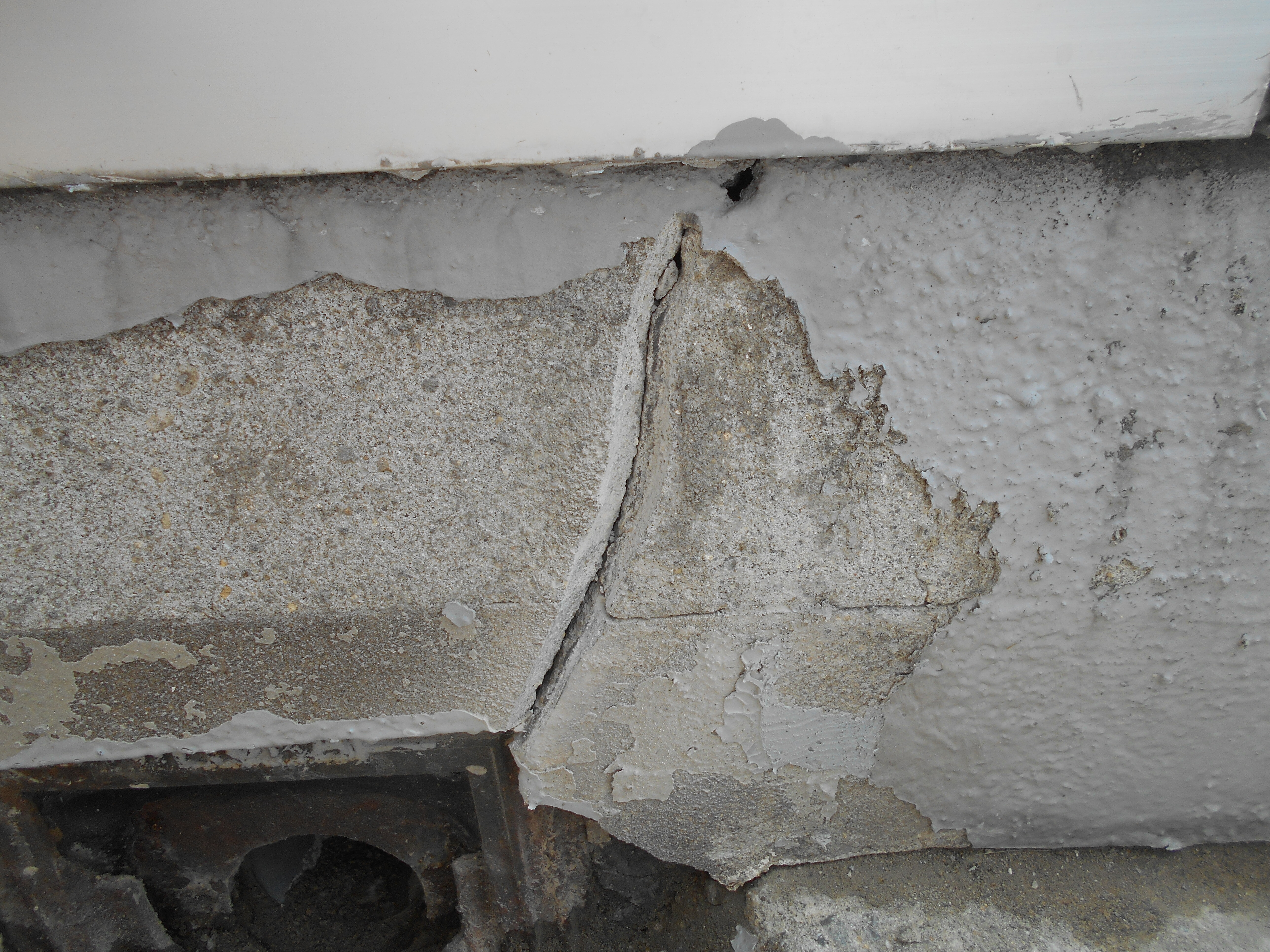 クラック部Vカット処理 (1)