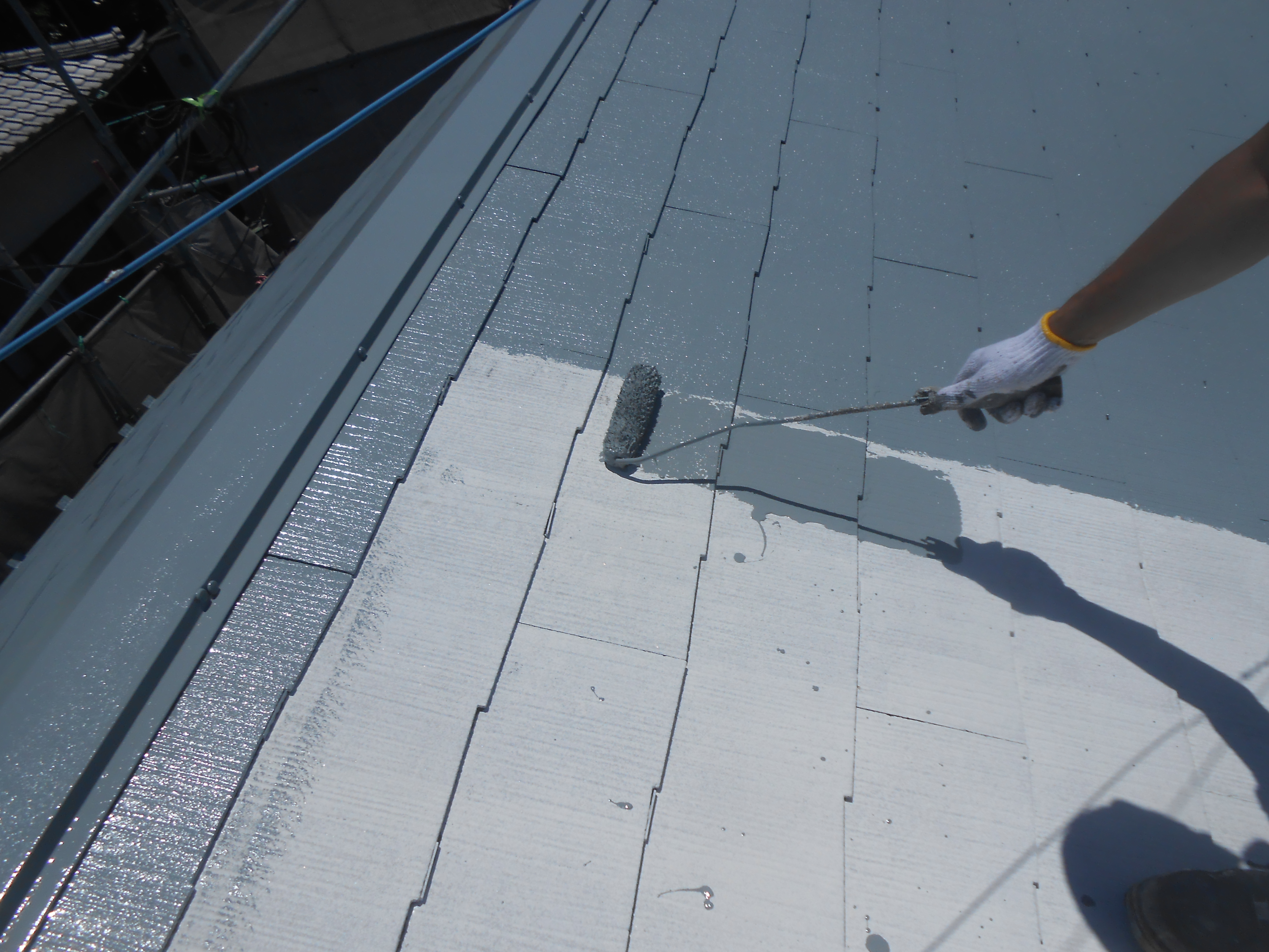 屋根アレスクール2液Si中塗り (5)