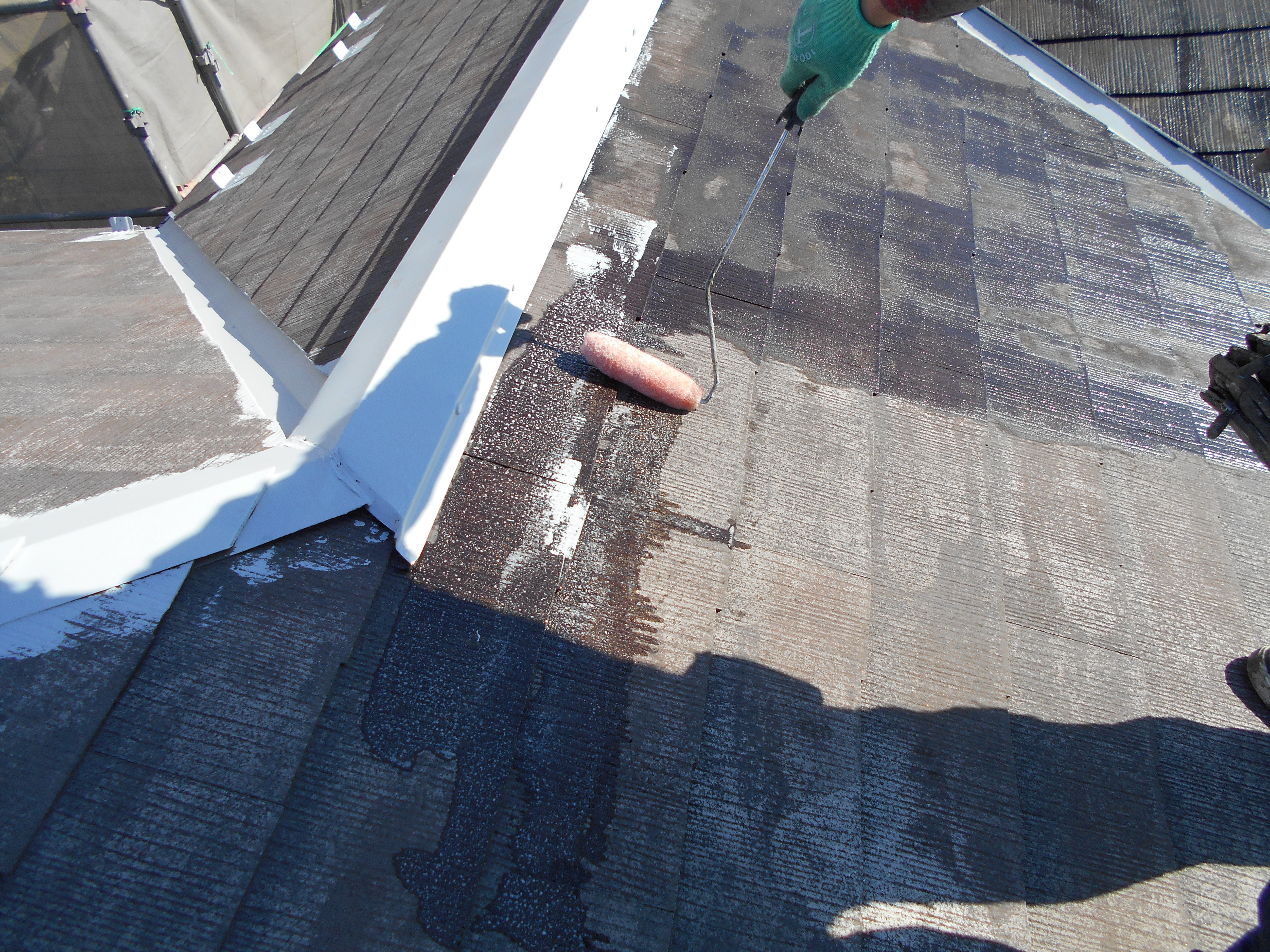 屋根強化プライマーエポ下塗り① (5)