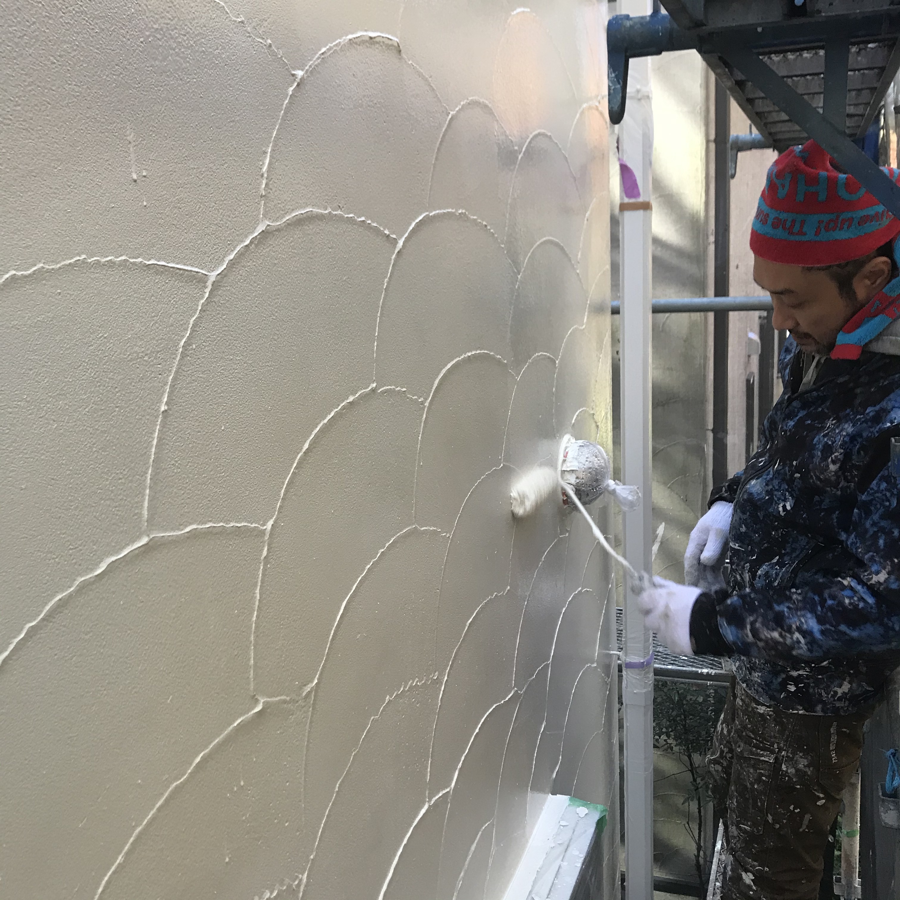 外壁セラMシリコンⅢ上塗り (1)