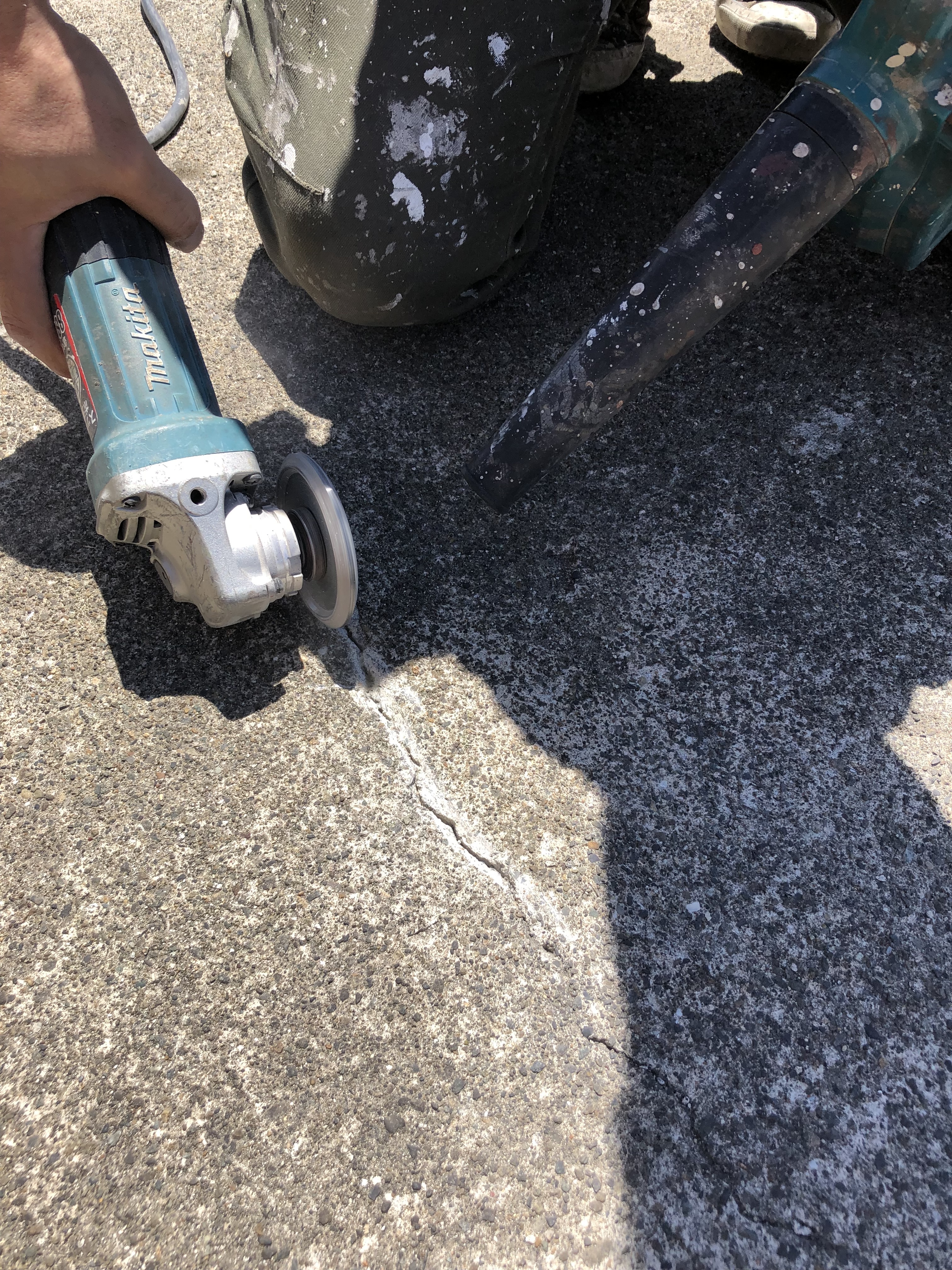 クラック部Vカット処理 (3)