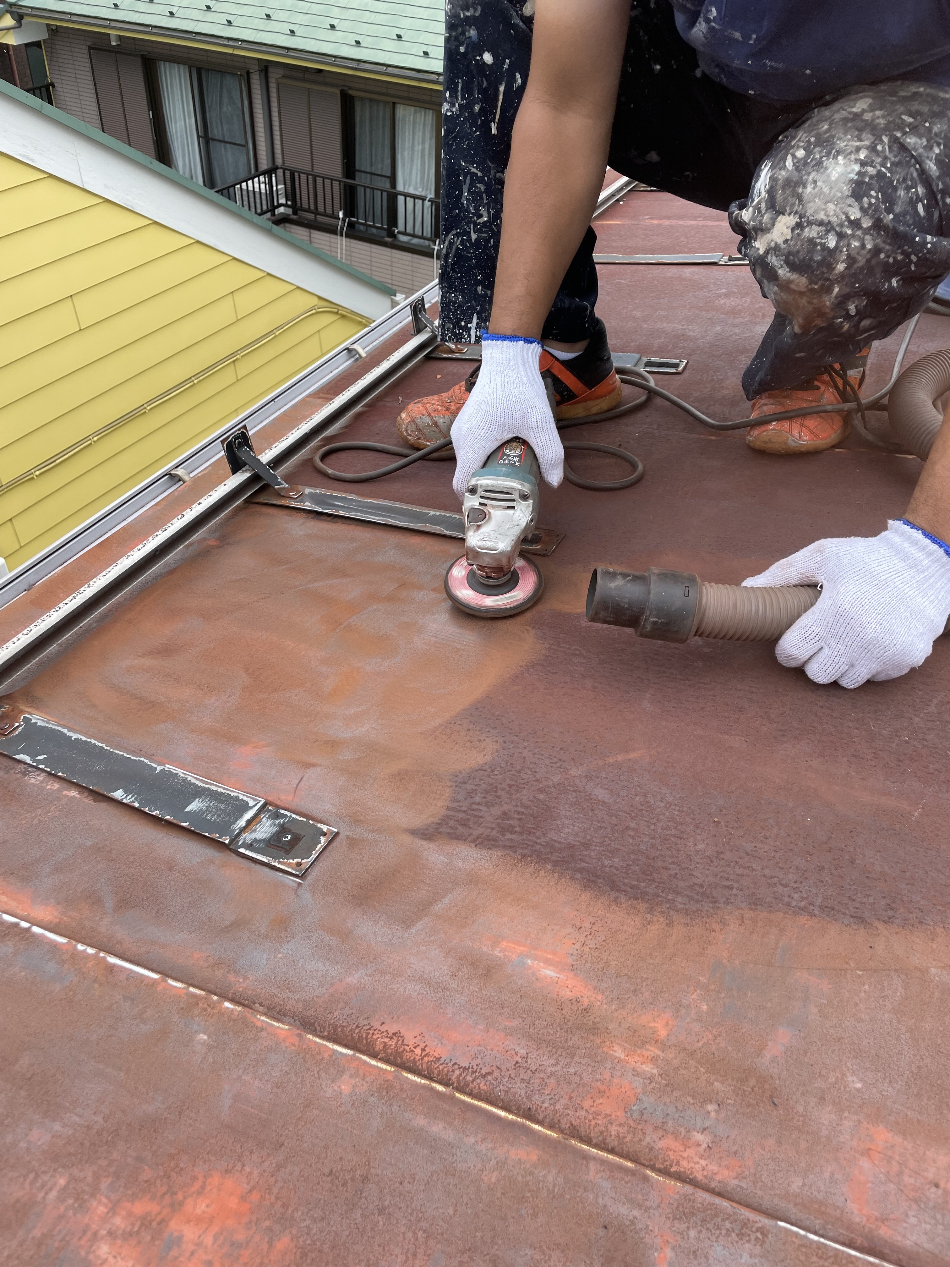 屋根下地ケレン処理 (3)