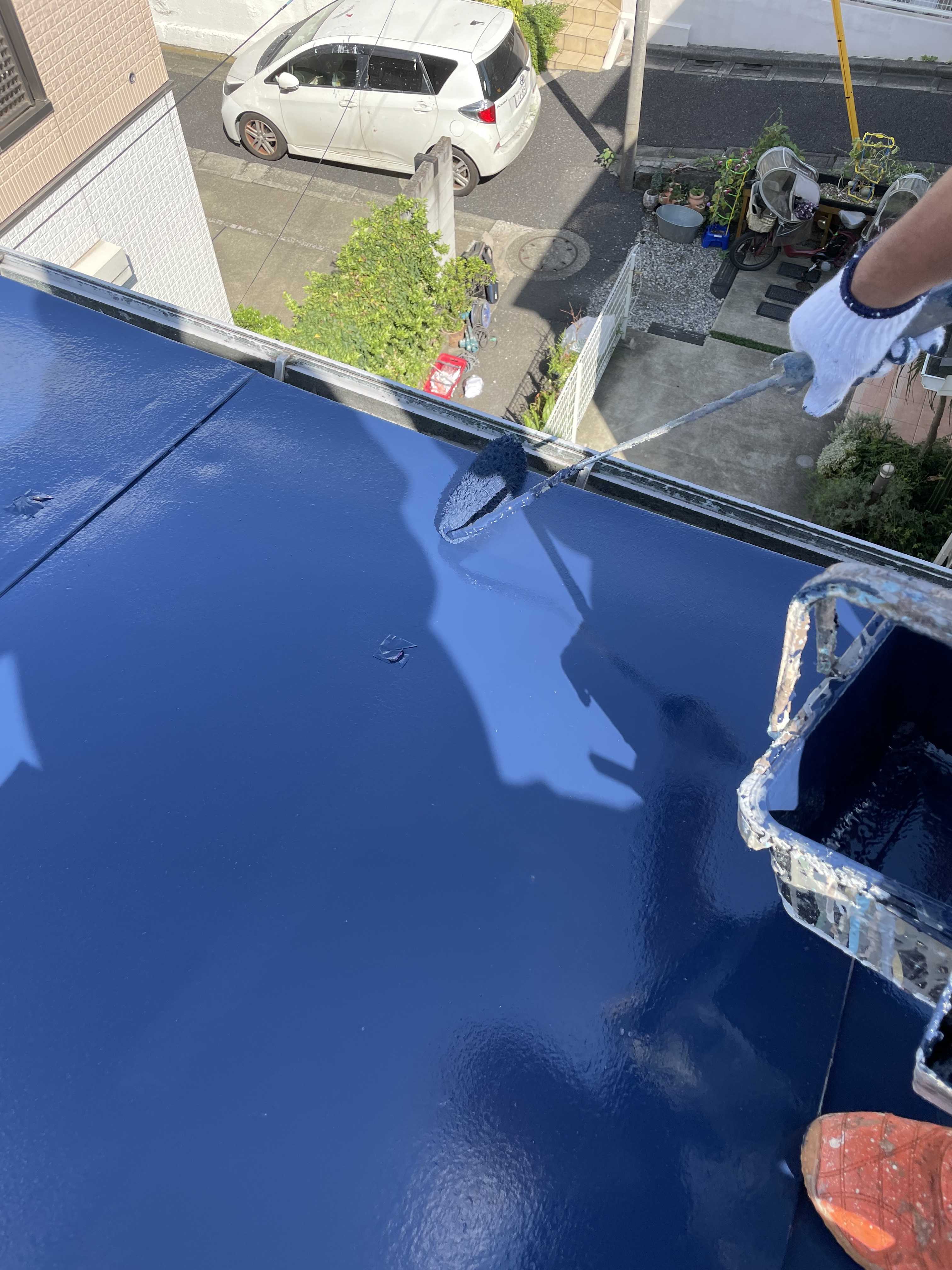 屋根アレスダイナミックルーフ上塗り (2)