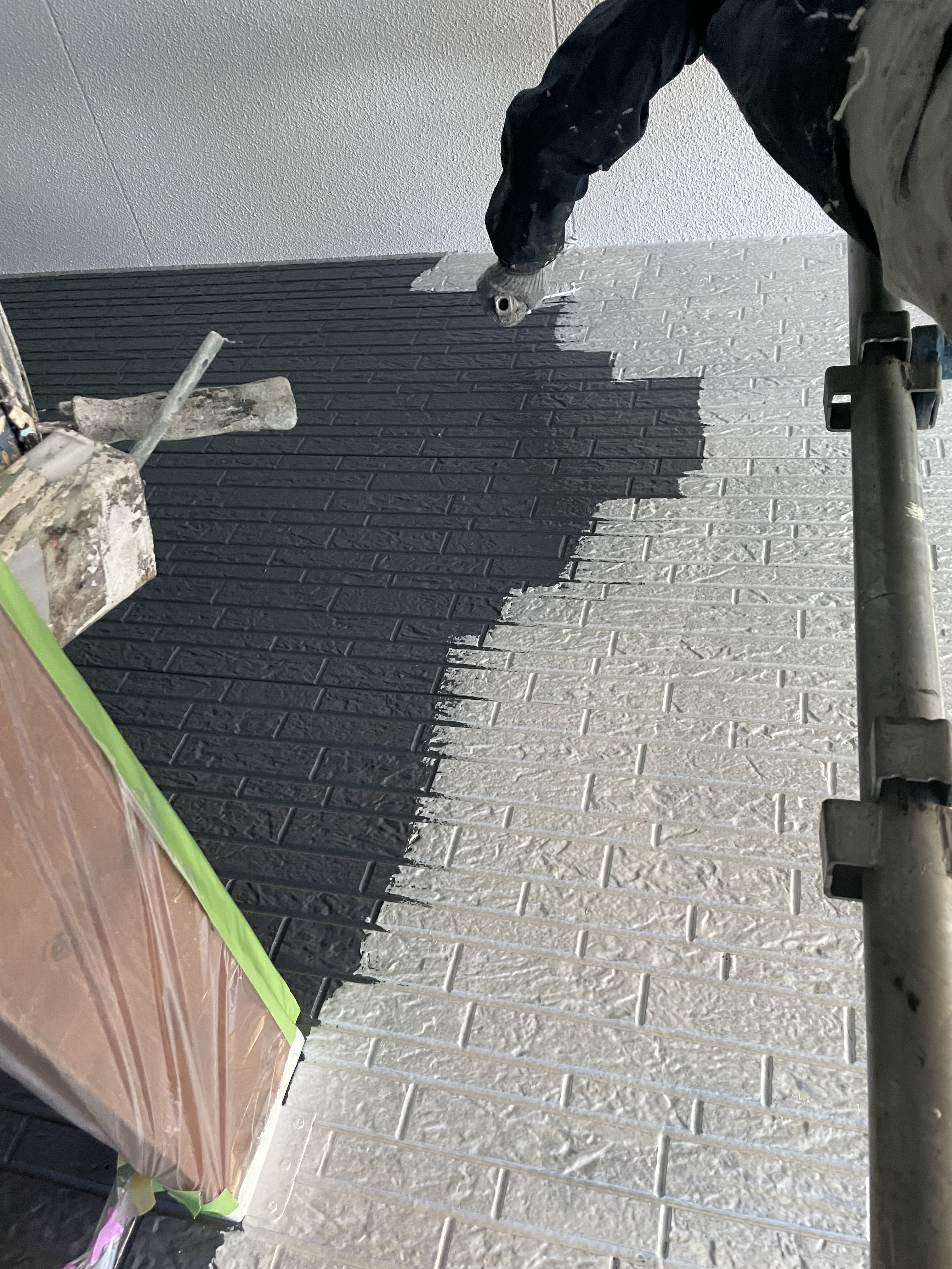 外壁プライマー下塗り (3)