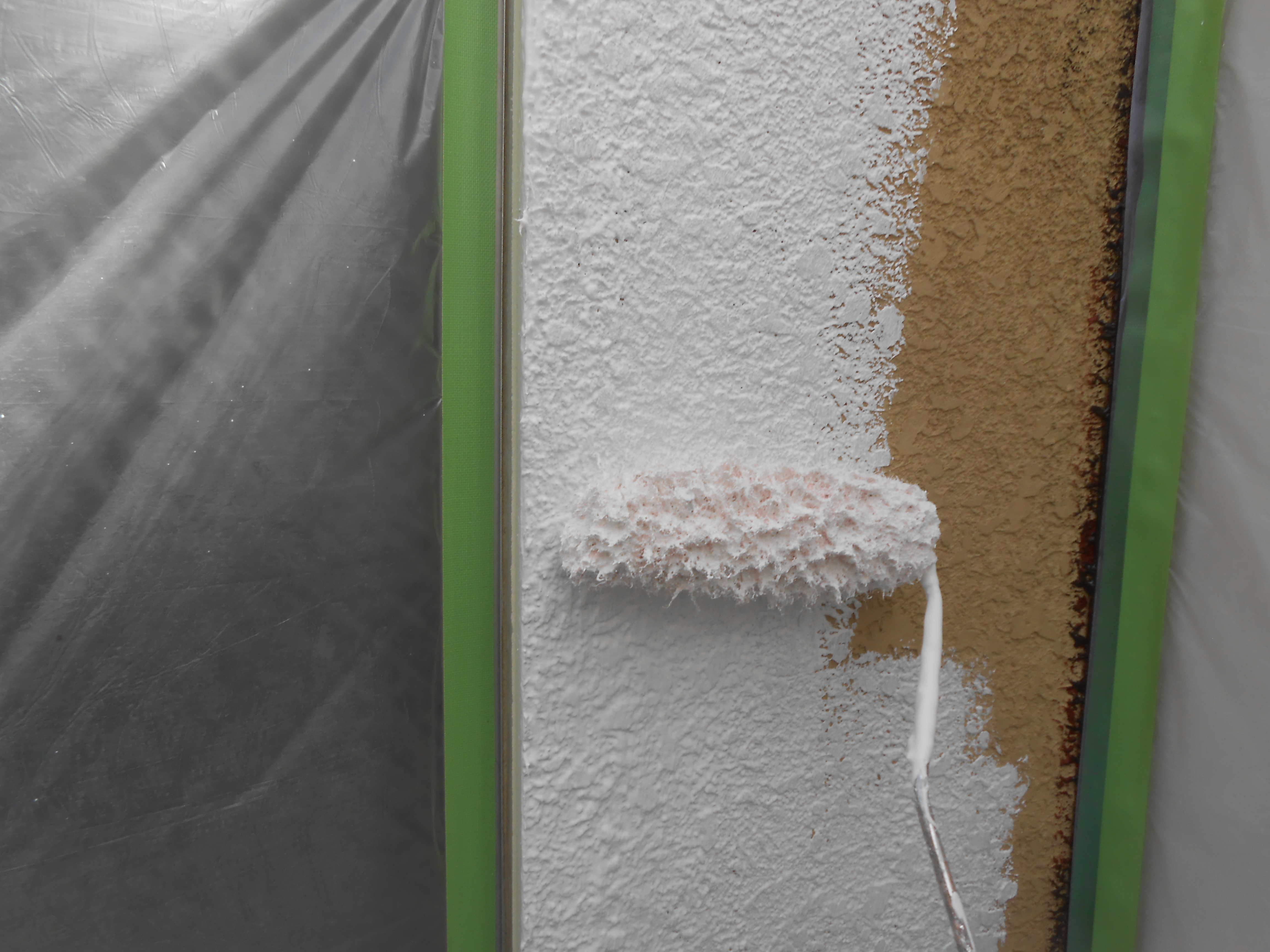 外壁アレスホルダーGⅡ下塗り (4)