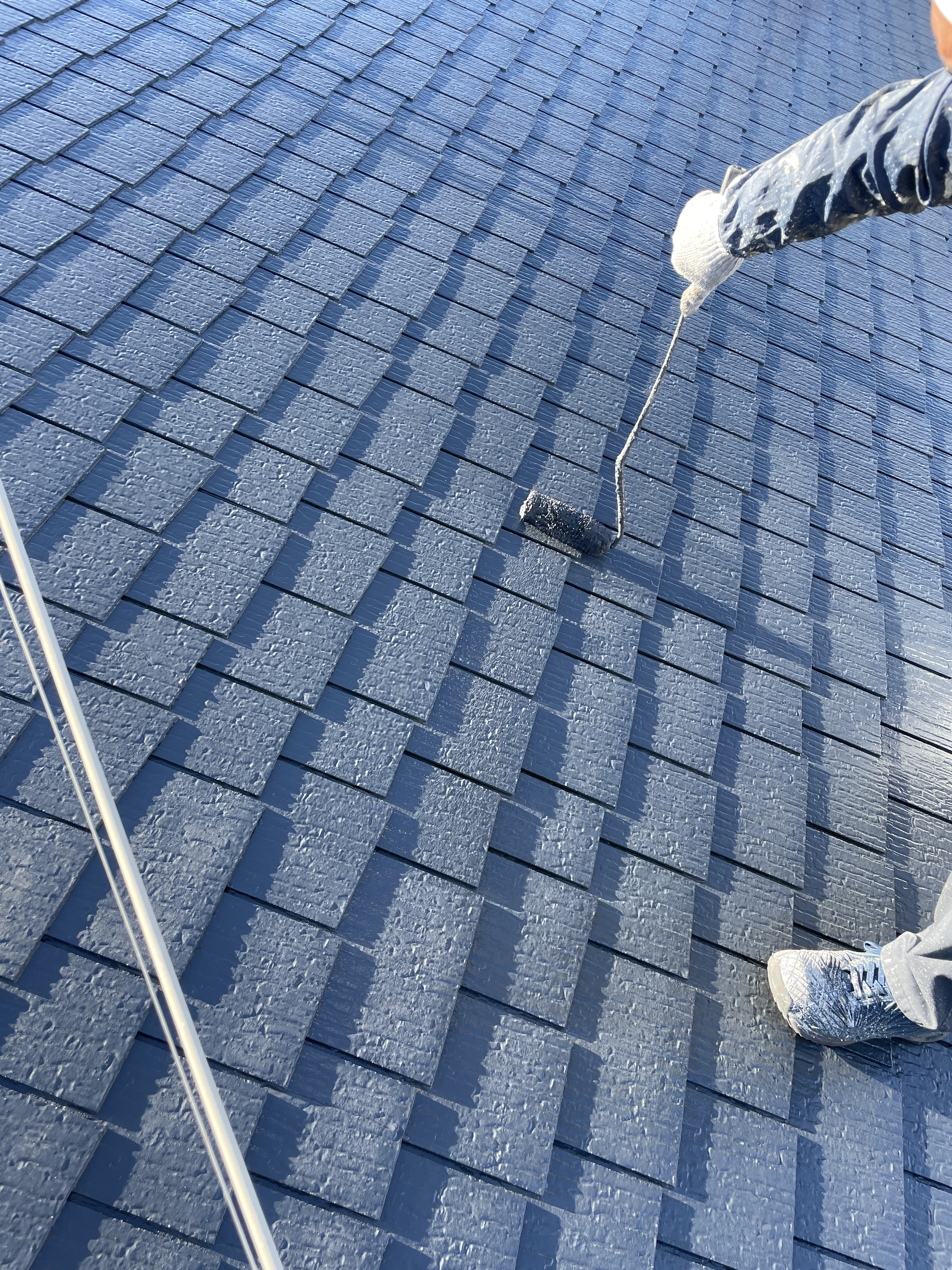 屋根アレスダイナミックルーフMUKI上塗り (5)