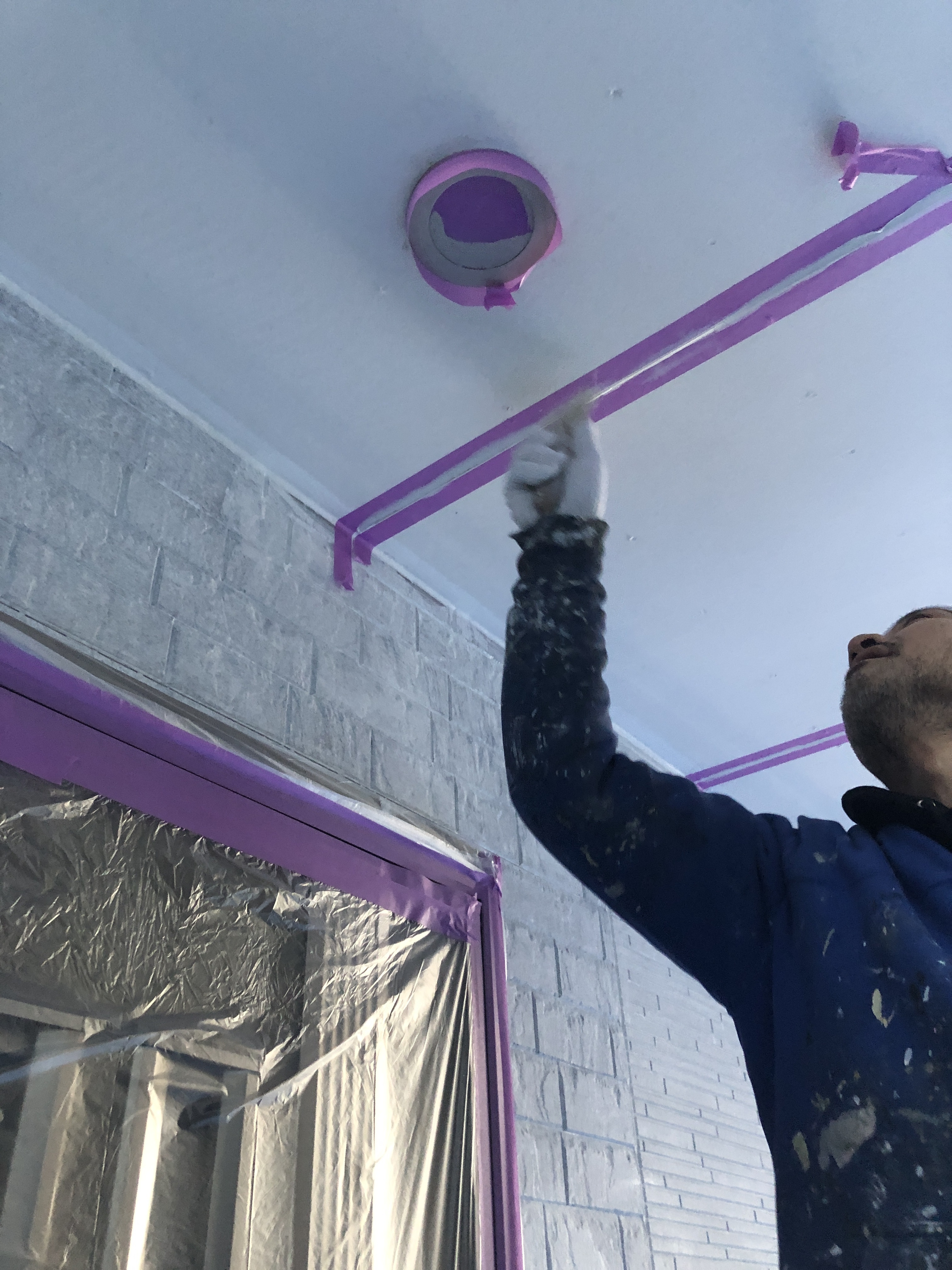 軒天井パテ補修