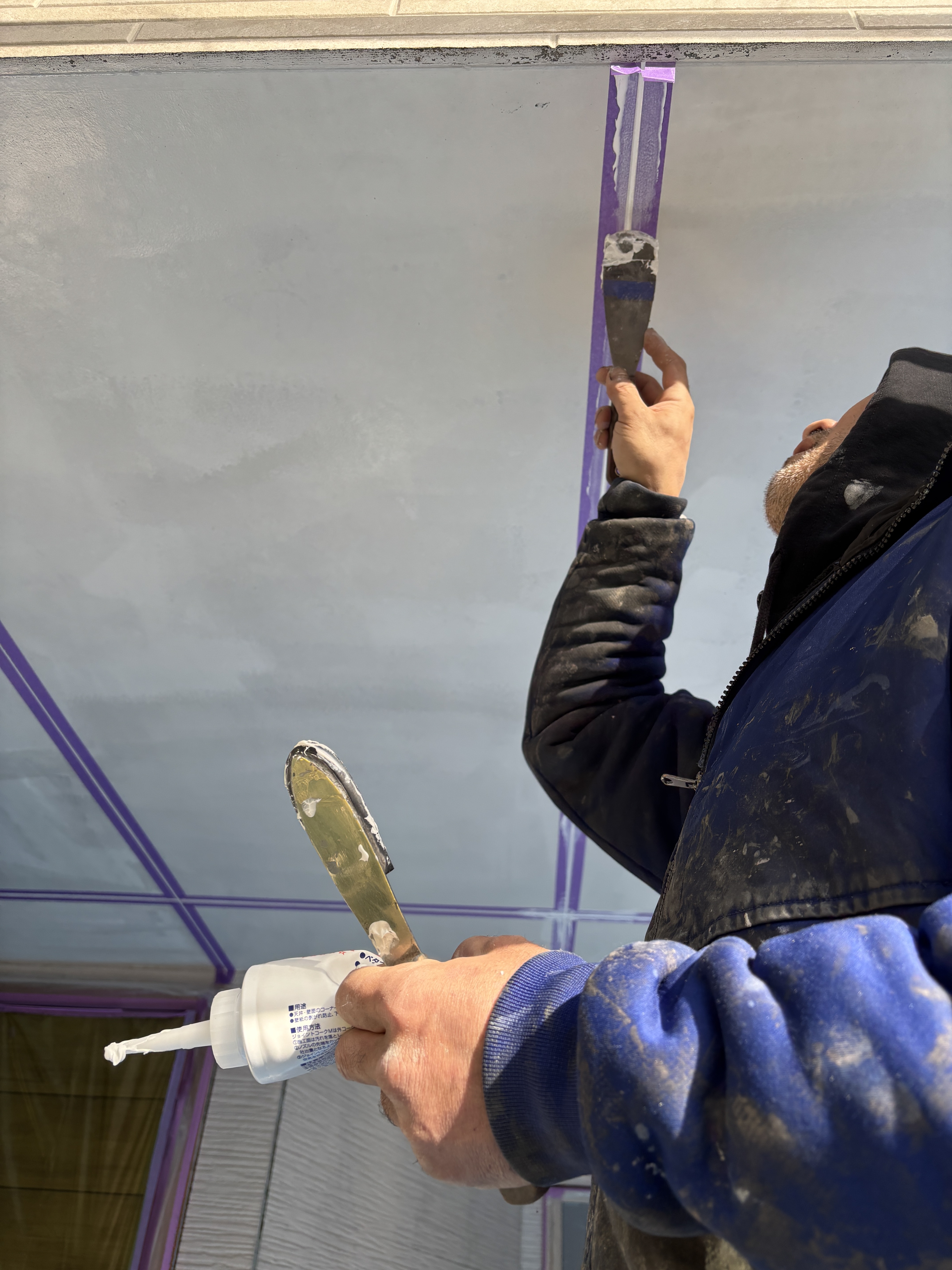 軒天井 パテ補修 (1)