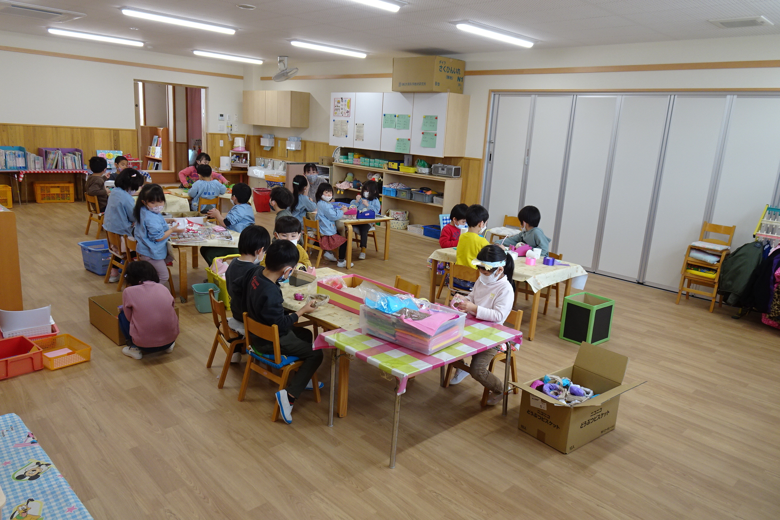 2.8「ちょきちょきぺたぺた」