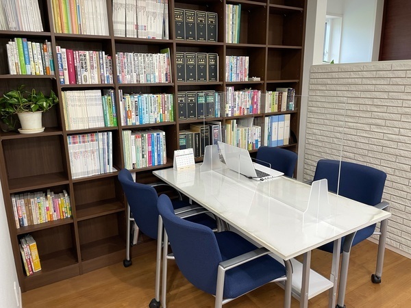 ゆっくりお話しできる面談スペース