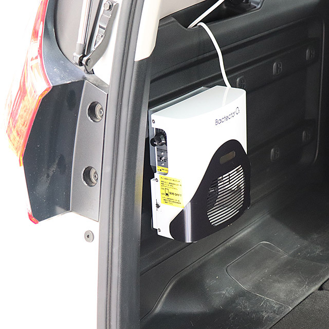 P1新型コロナウイルス感染症対策-訪問診療車内