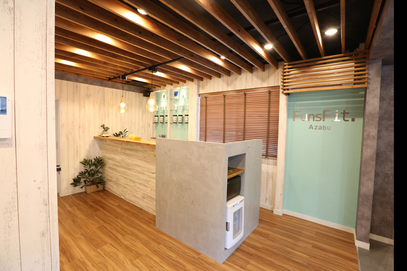 受付カウンター|店舗情報