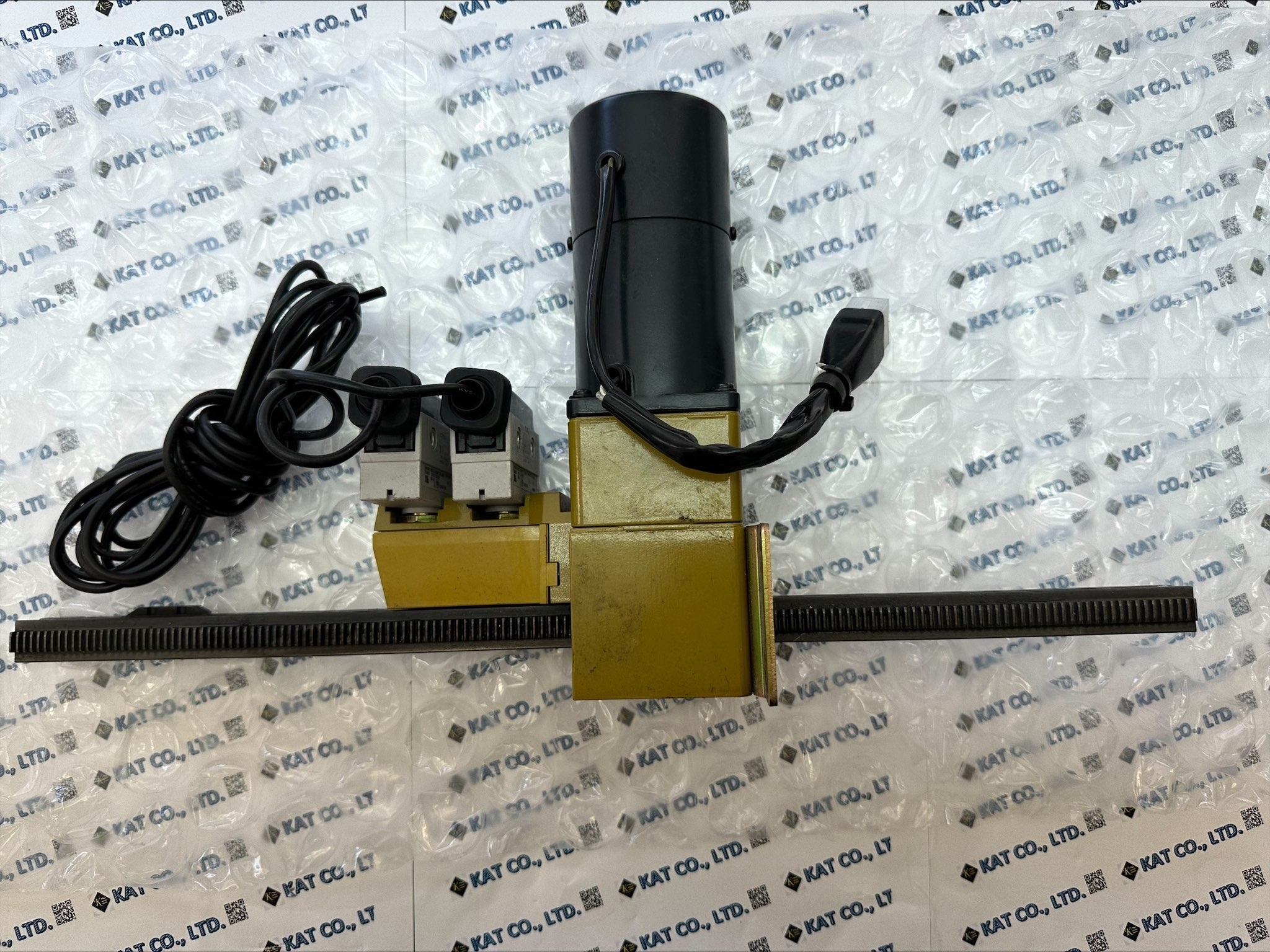 E4B94E49-0BEC-4EA4-823C-87C8E023C4E8