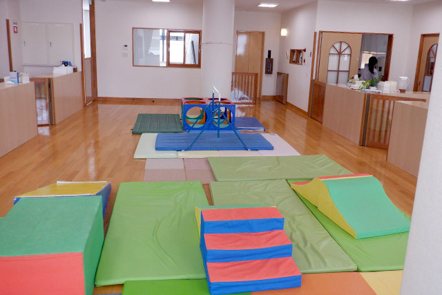 0〜1歳児専用ほふく室