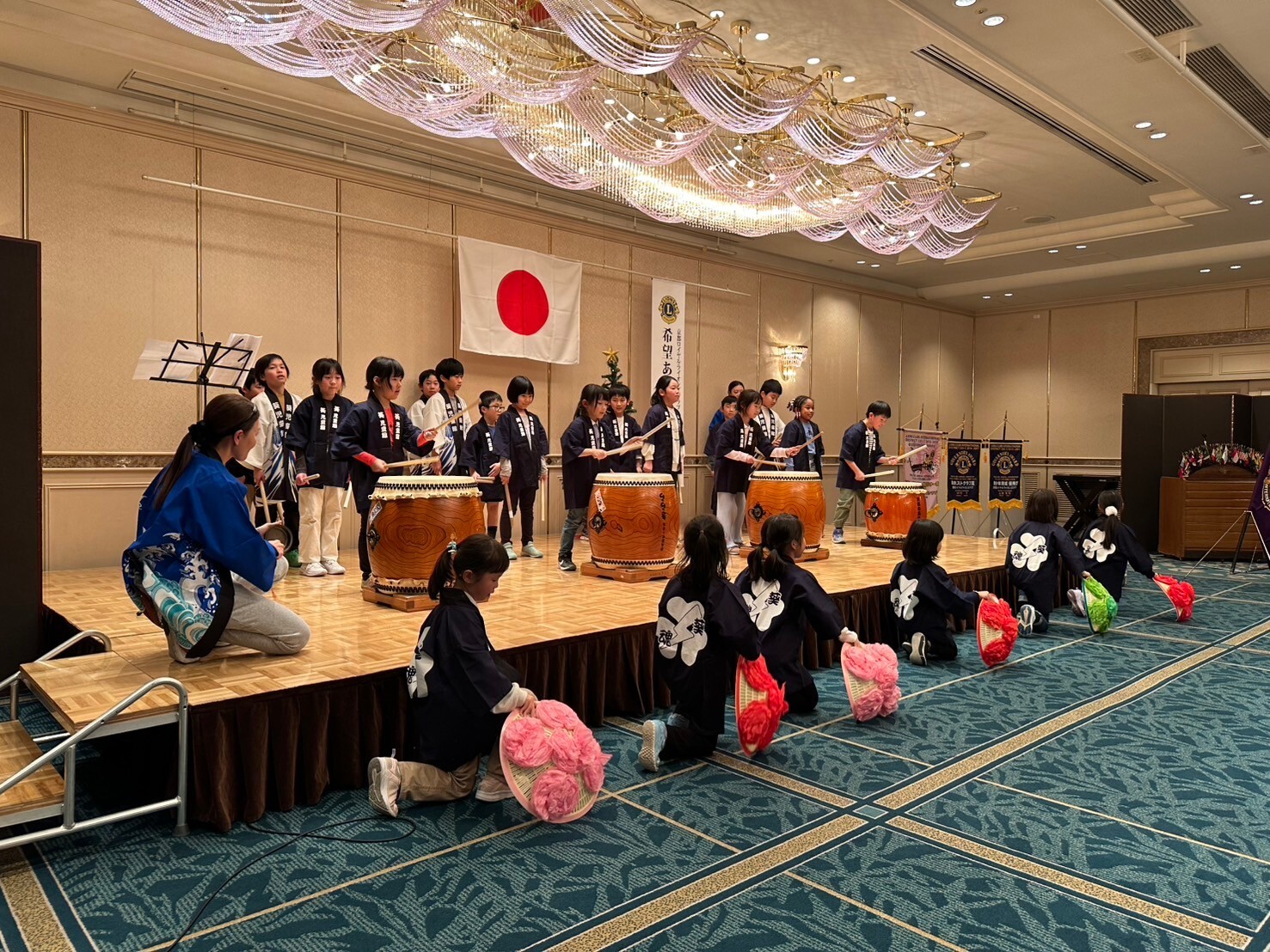 LINE_ALBUM_20241220クリスマス例会_241224_88